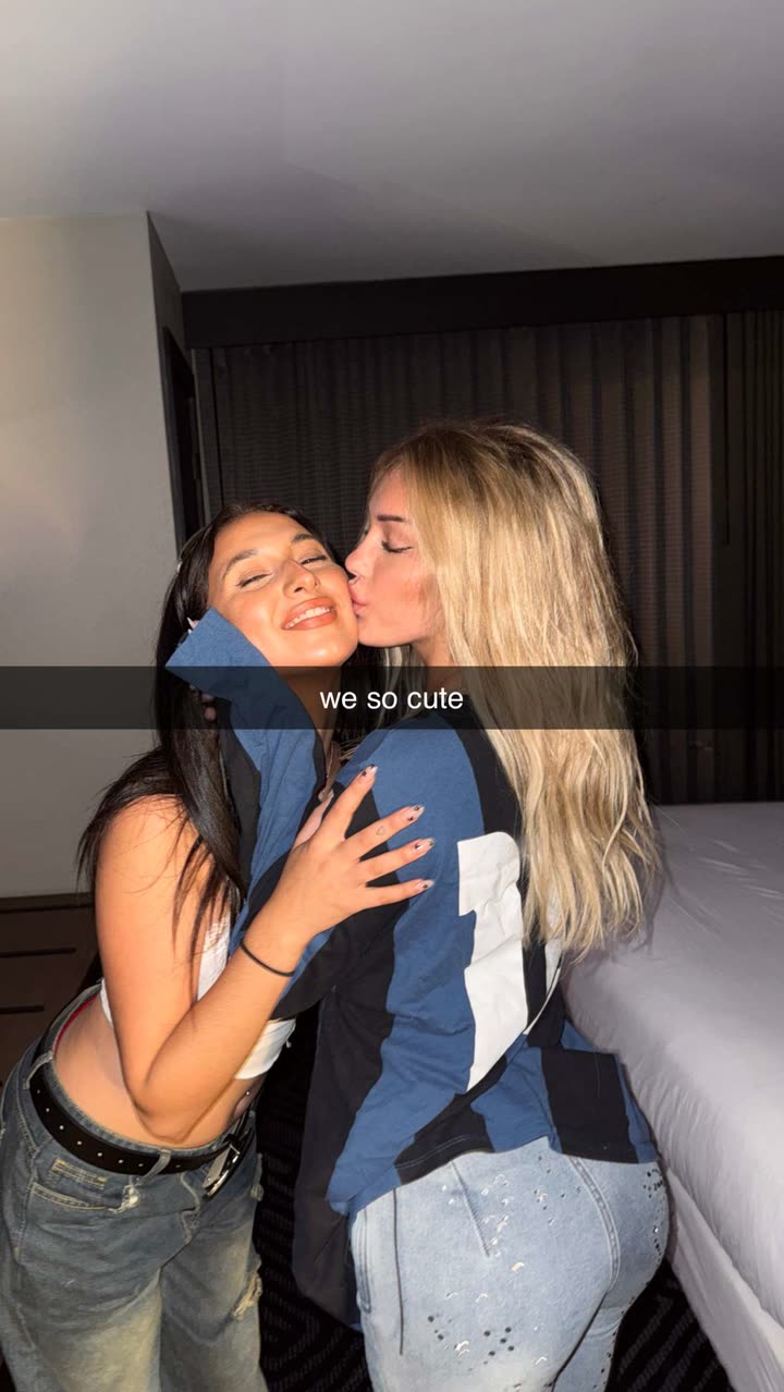 breckiehill snapchat image archive image