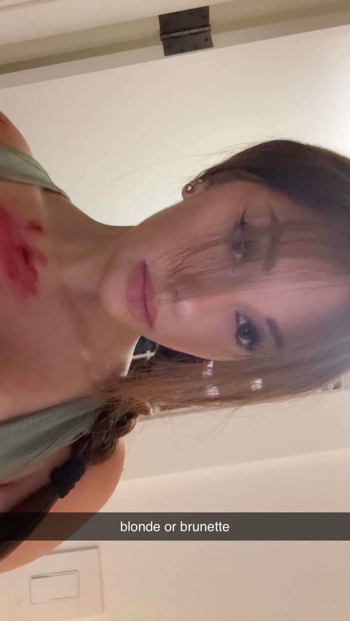 breckiehill snapchat image archive image