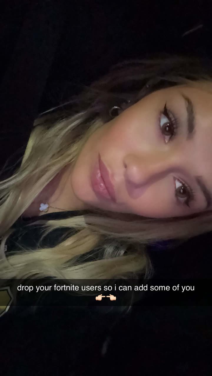 breckiehill snapchat image archive image