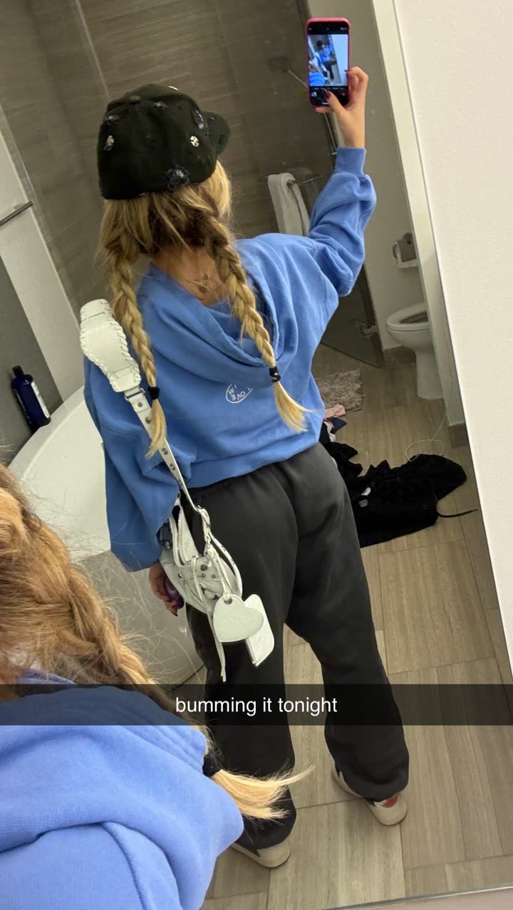 breckiehill snapchat image archive image