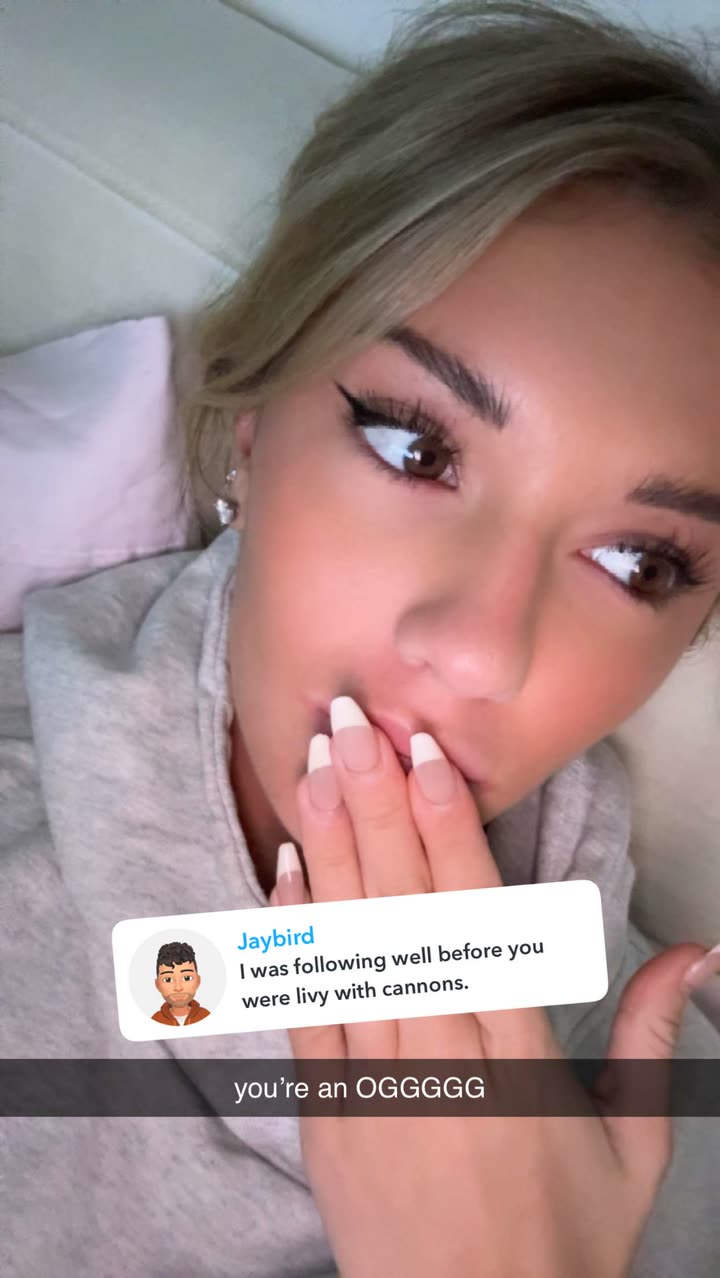 breckiehill snapchat image archive image