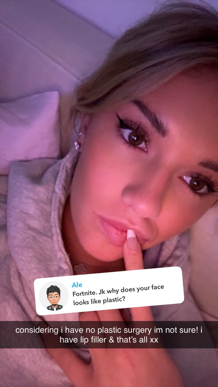 breckiehill snapchat image archive image