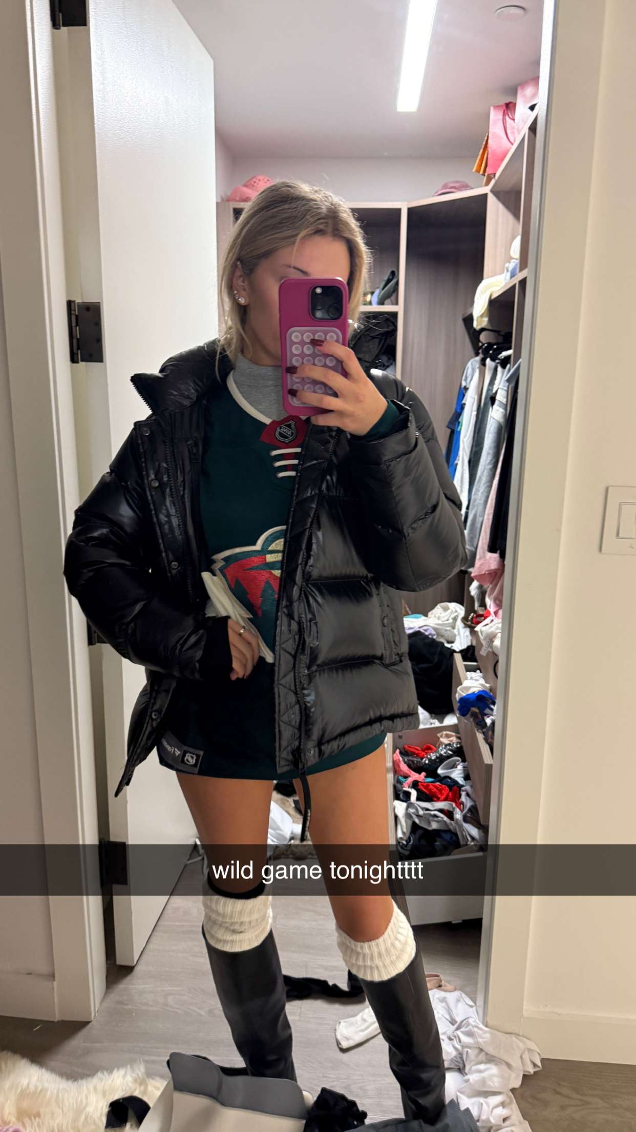 breckiehill snapchat image archive image