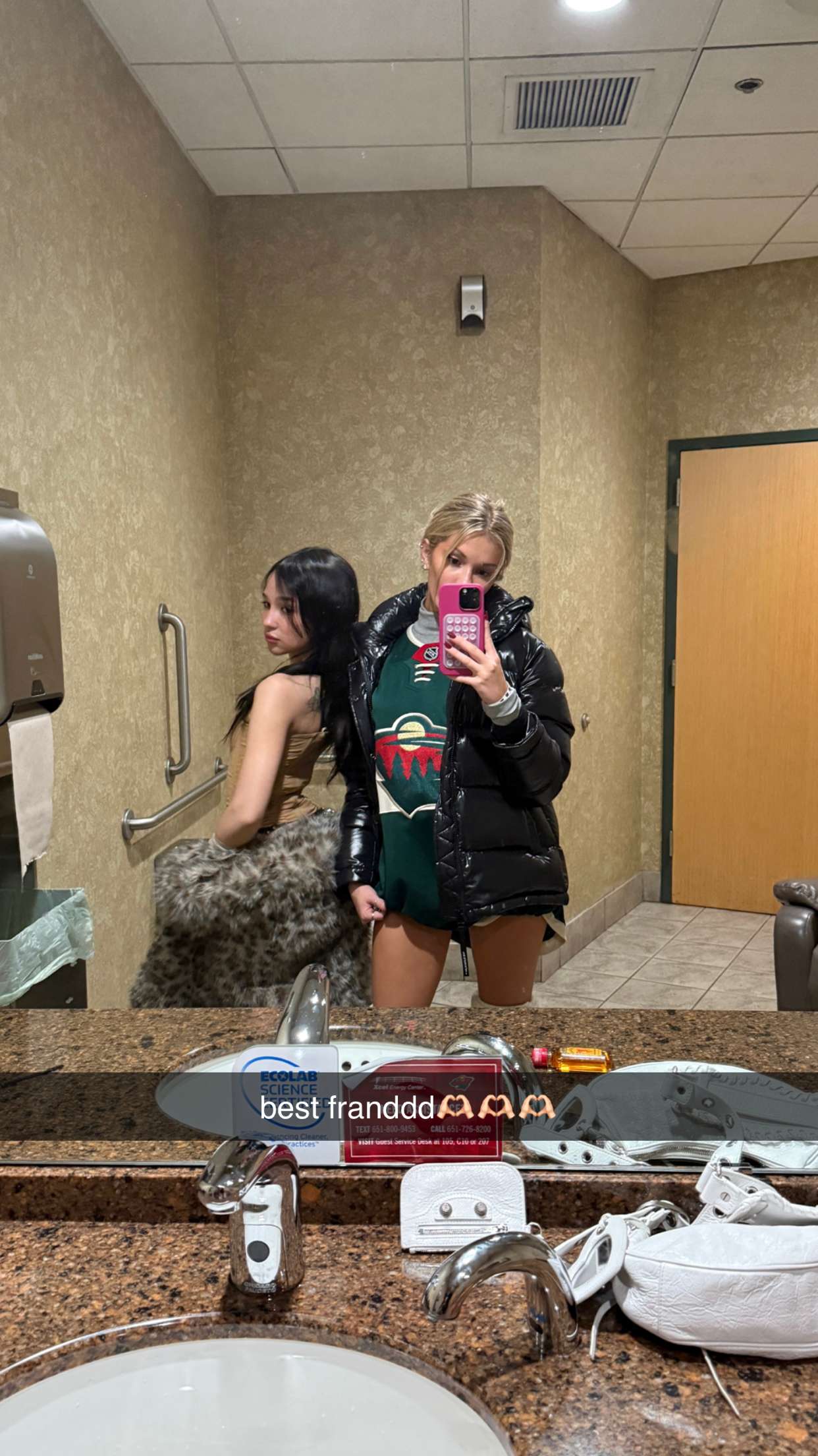 breckiehill snapchat image archive image