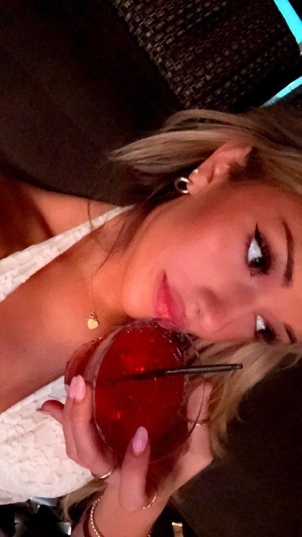 breckiehill snapchat image archive image