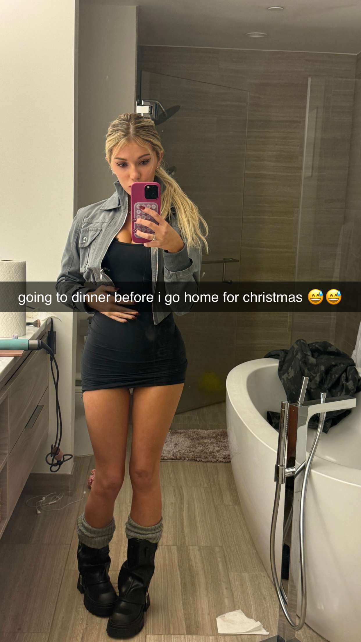 breckiehill snapchat image archive image