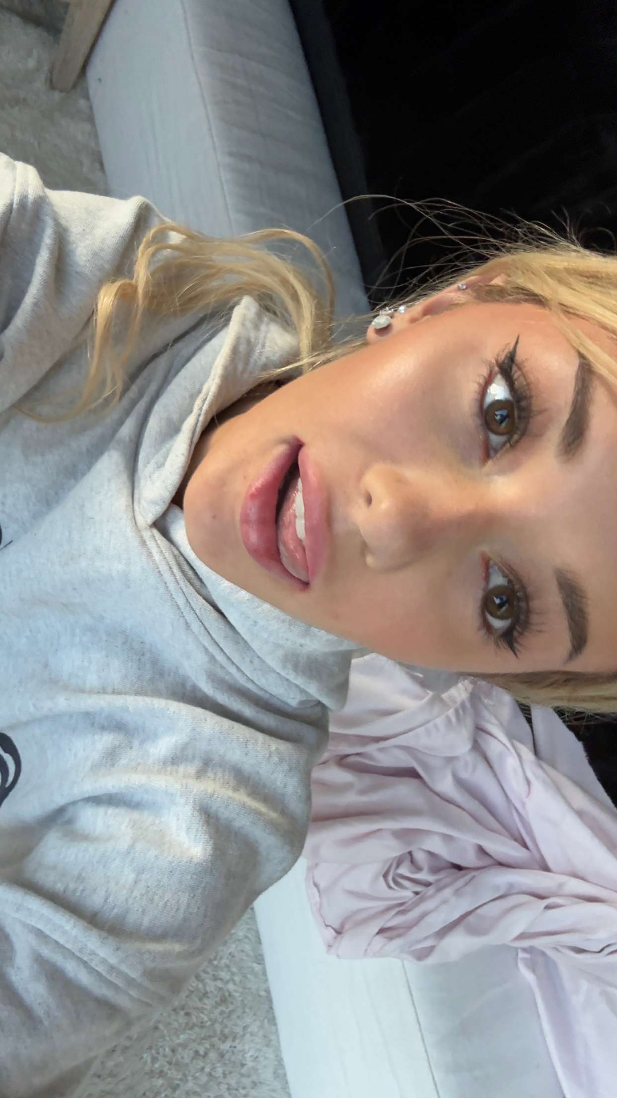 breckiehill snapchat image archive image