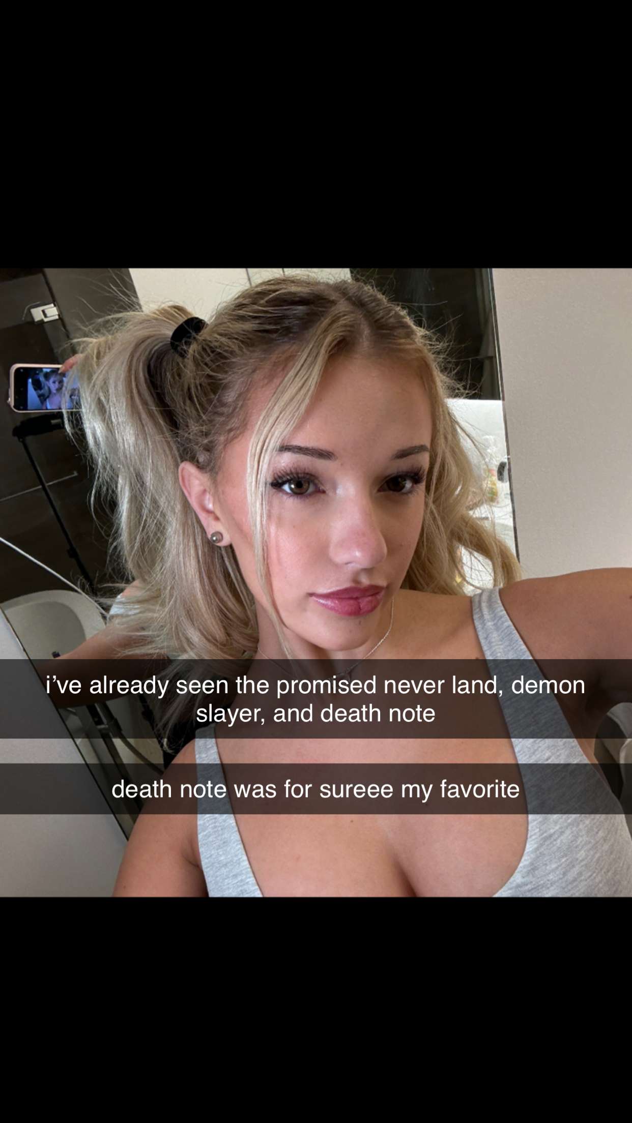 breckiehill snapchat image archive image