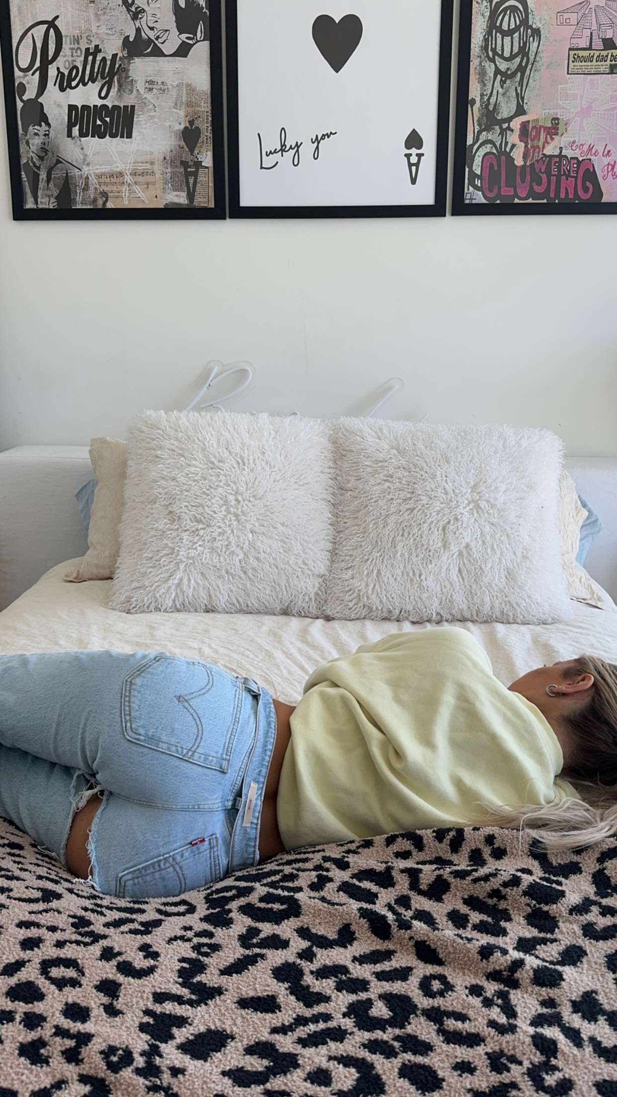 breckiehill snapchat image archive image