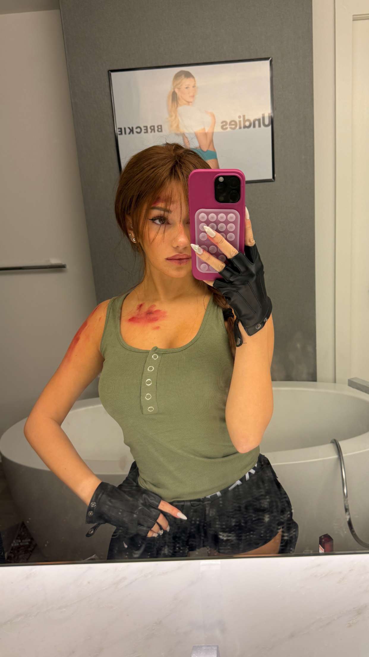 breckiehill snapchat image archive image