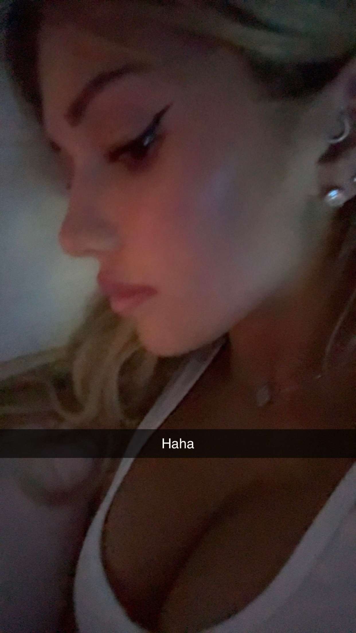 breckiehill snapchat image archive image