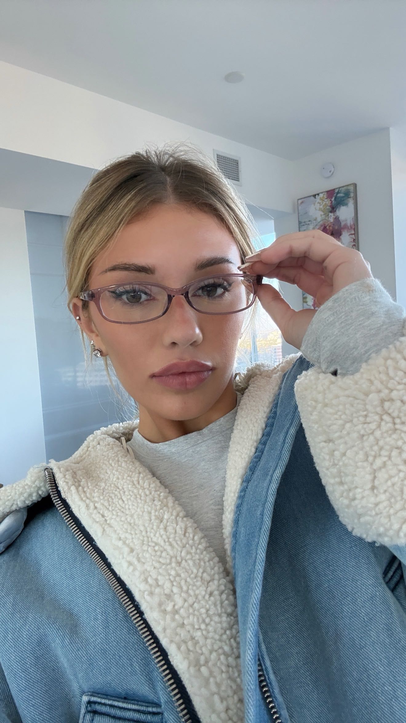 breckiehill snapchat image archive image