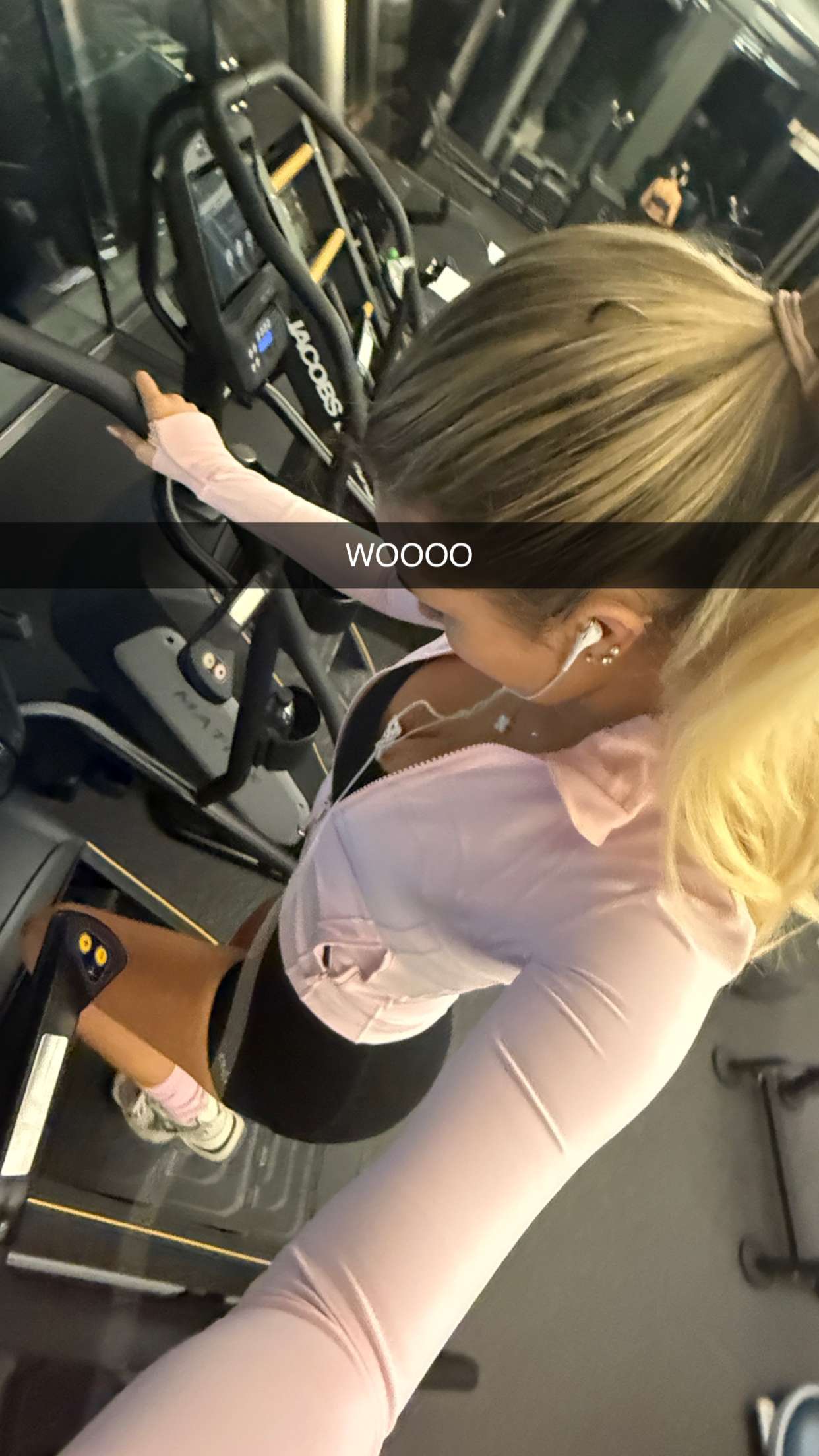 breckiehill snapchat image archive image