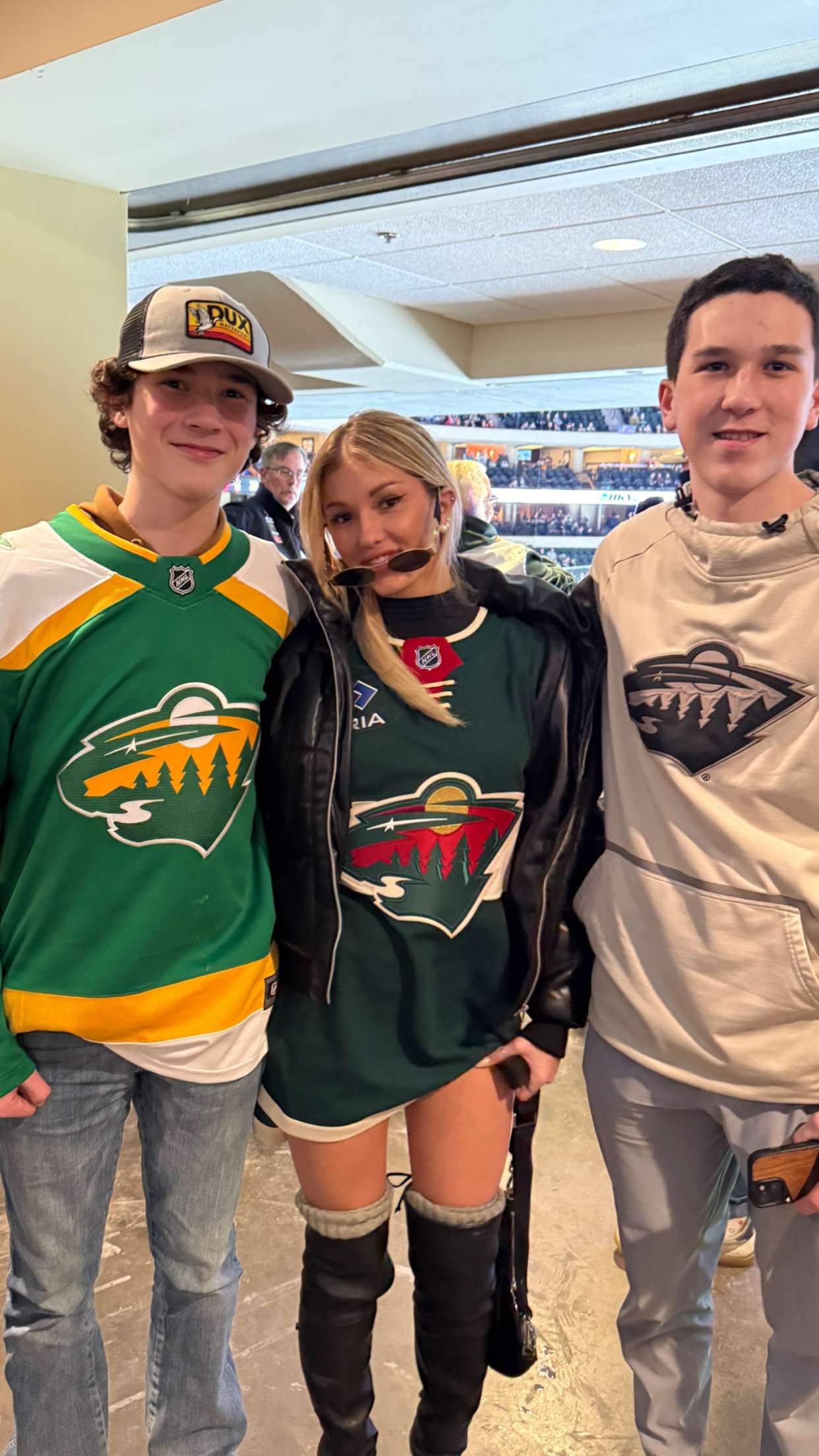 breckiehill snapchat image archive image