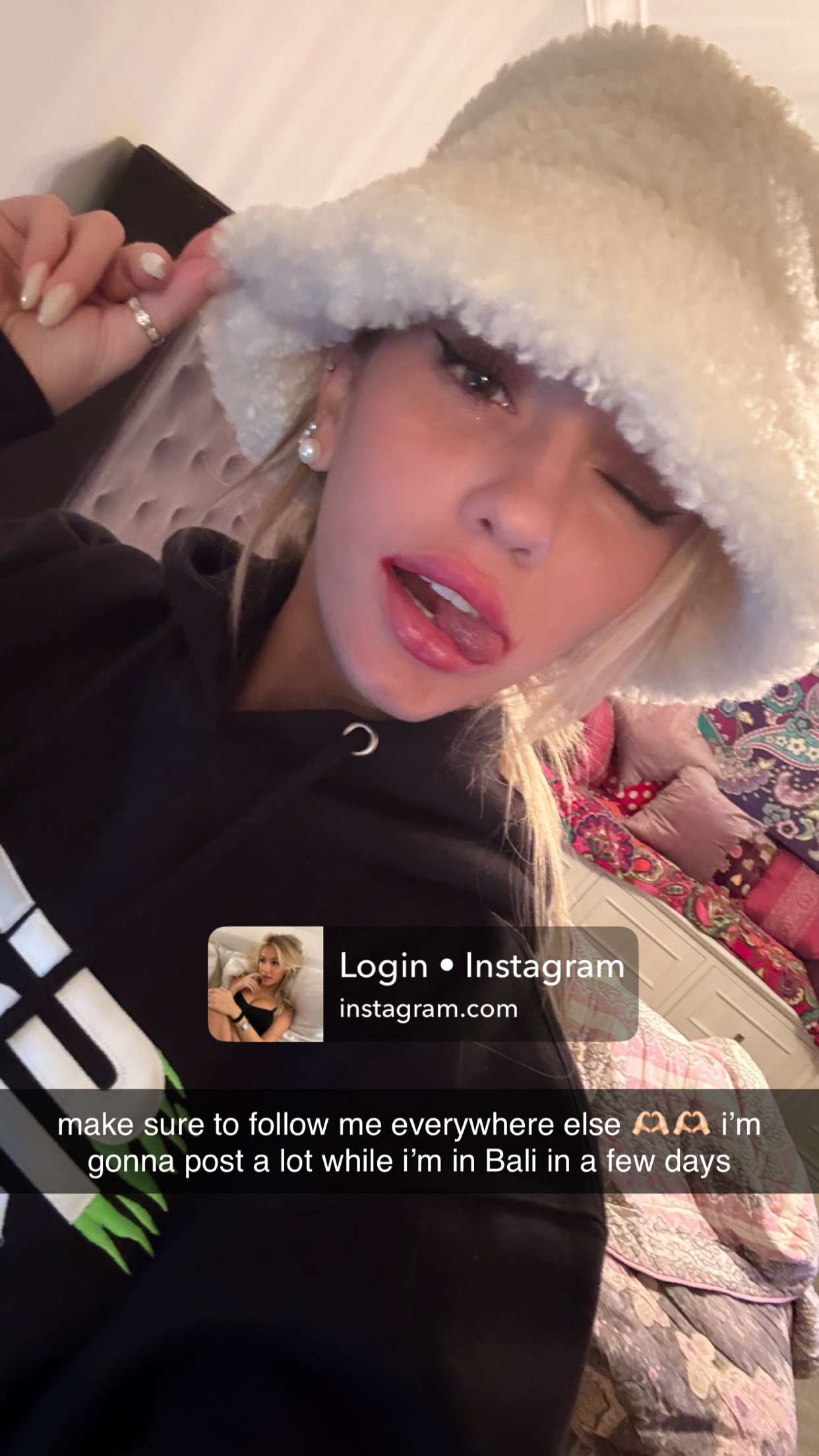 breckiehill snapchat image archive image