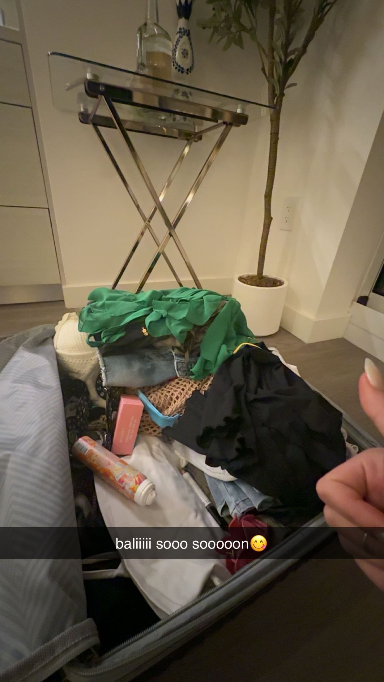 breckiehill snapchat image archive image