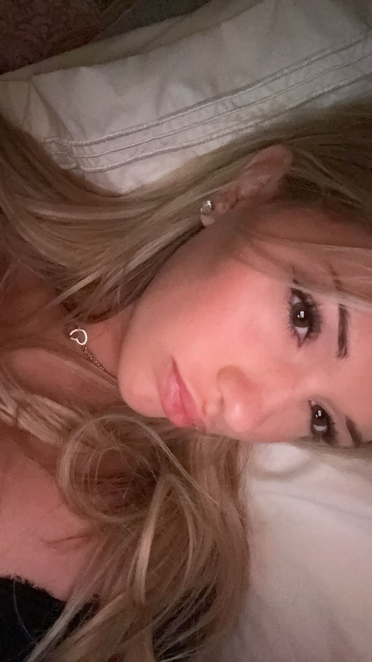 breckiehill snapchat image archive image