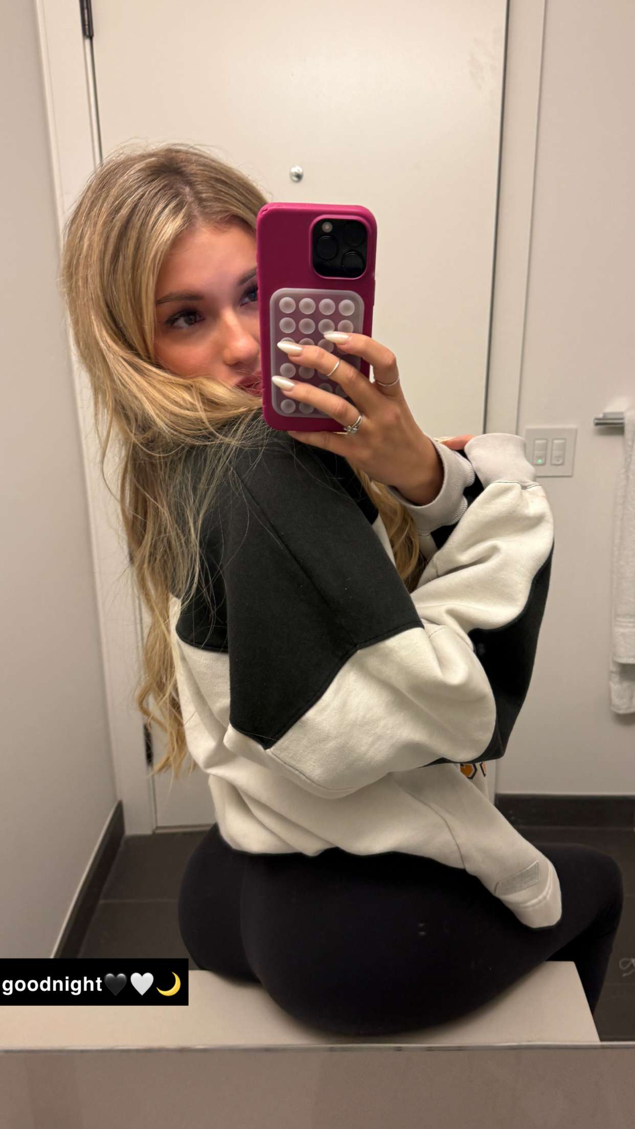 breckiehill snapchat image archive image