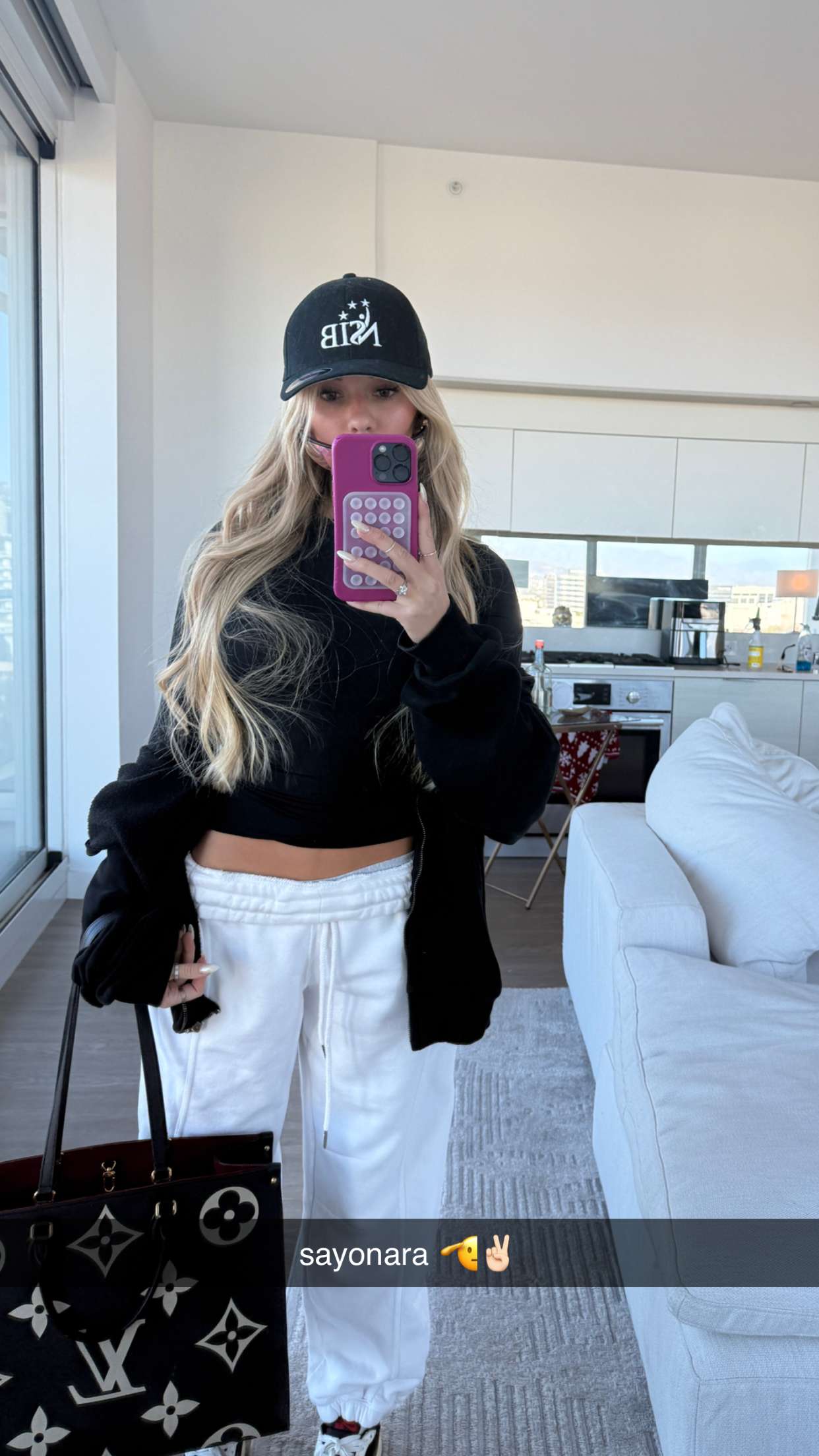 breckiehill snapchat image archive image