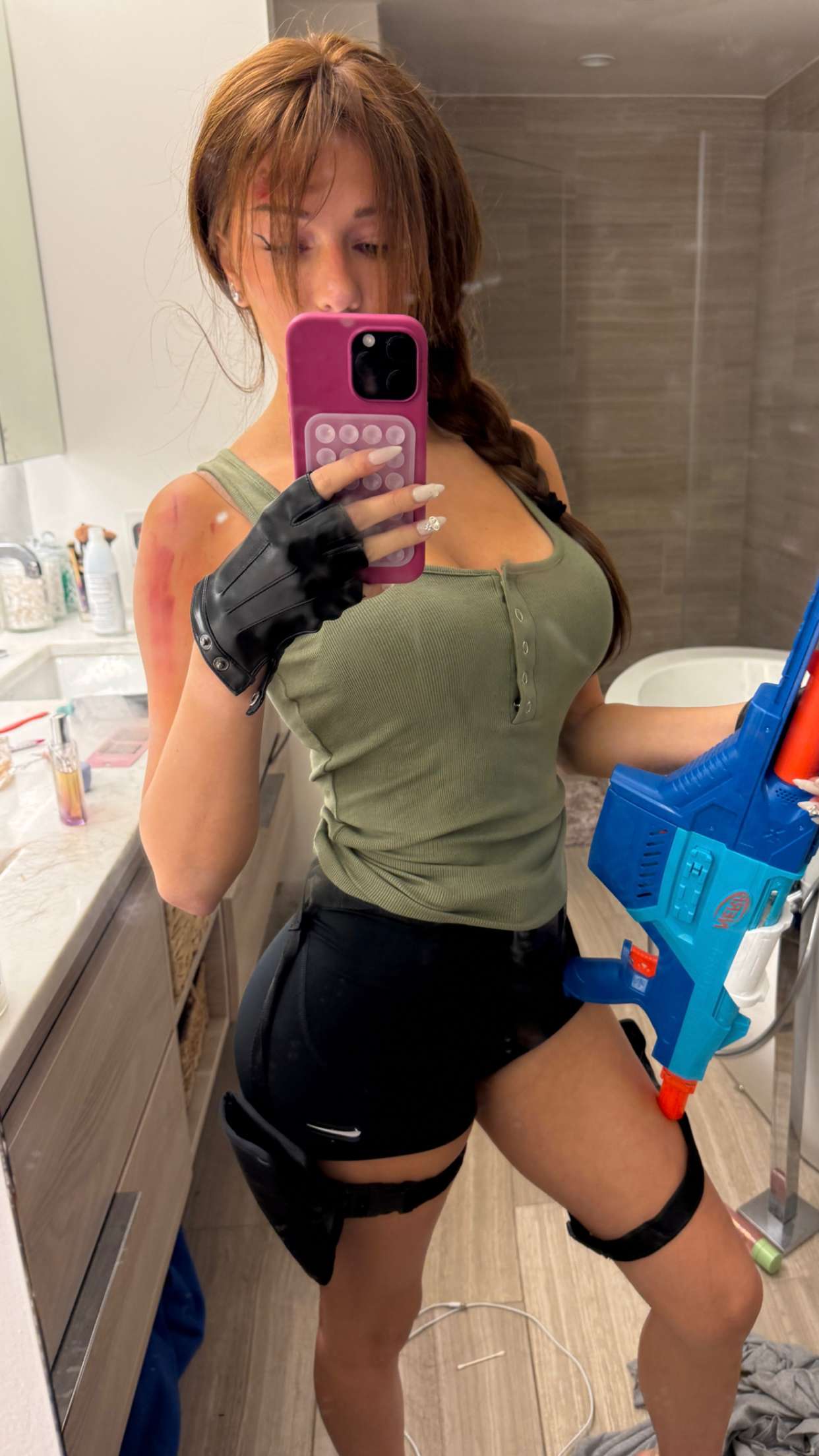 breckiehill snapchat image archive image