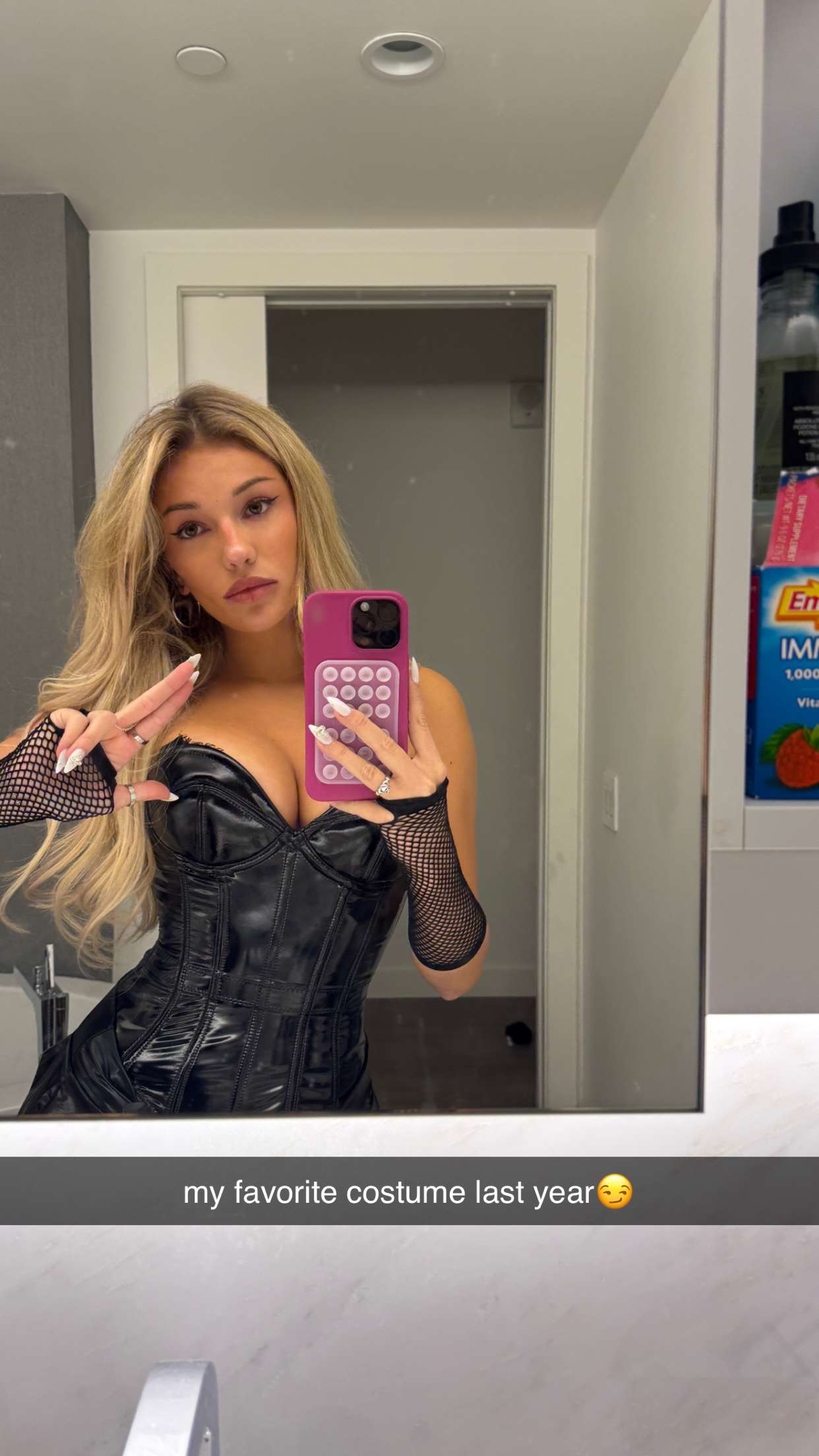 breckiehill snapchat image archive image