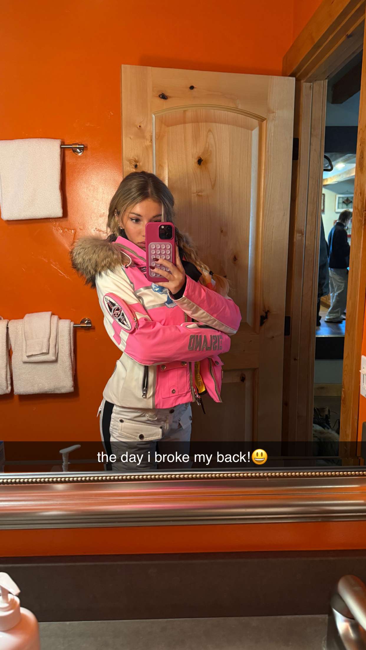 breckiehill snapchat image archive image