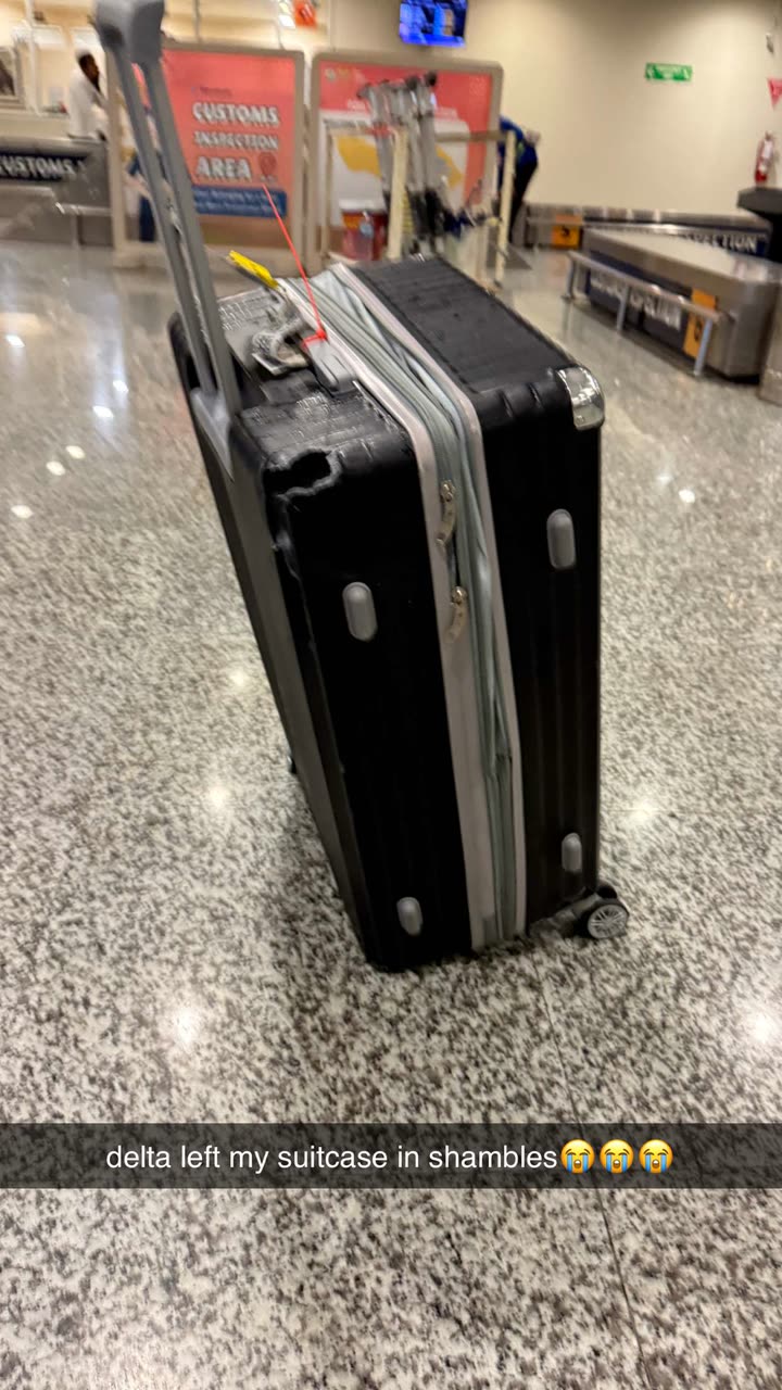 breckiehill snapchat image archive image