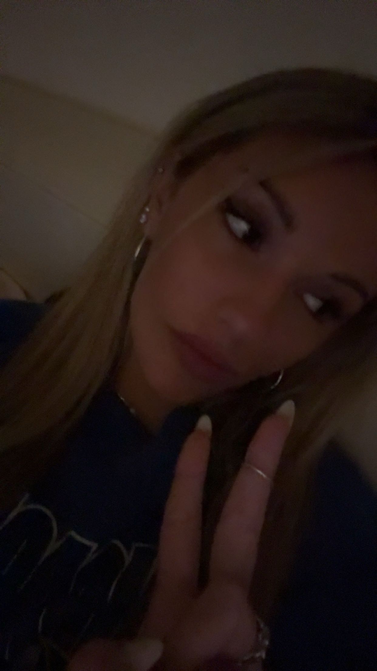 breckiehill snapchat image archive image