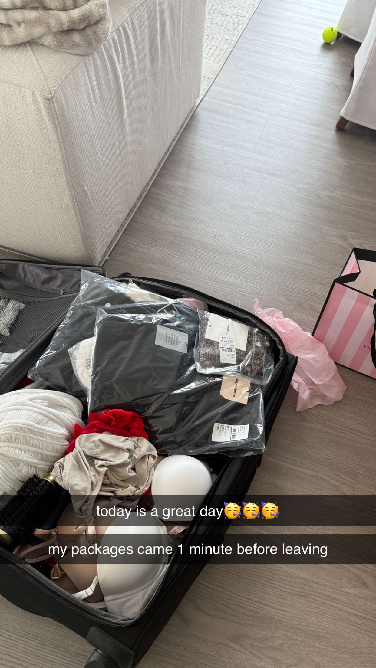 breckiehill snapchat image archive image