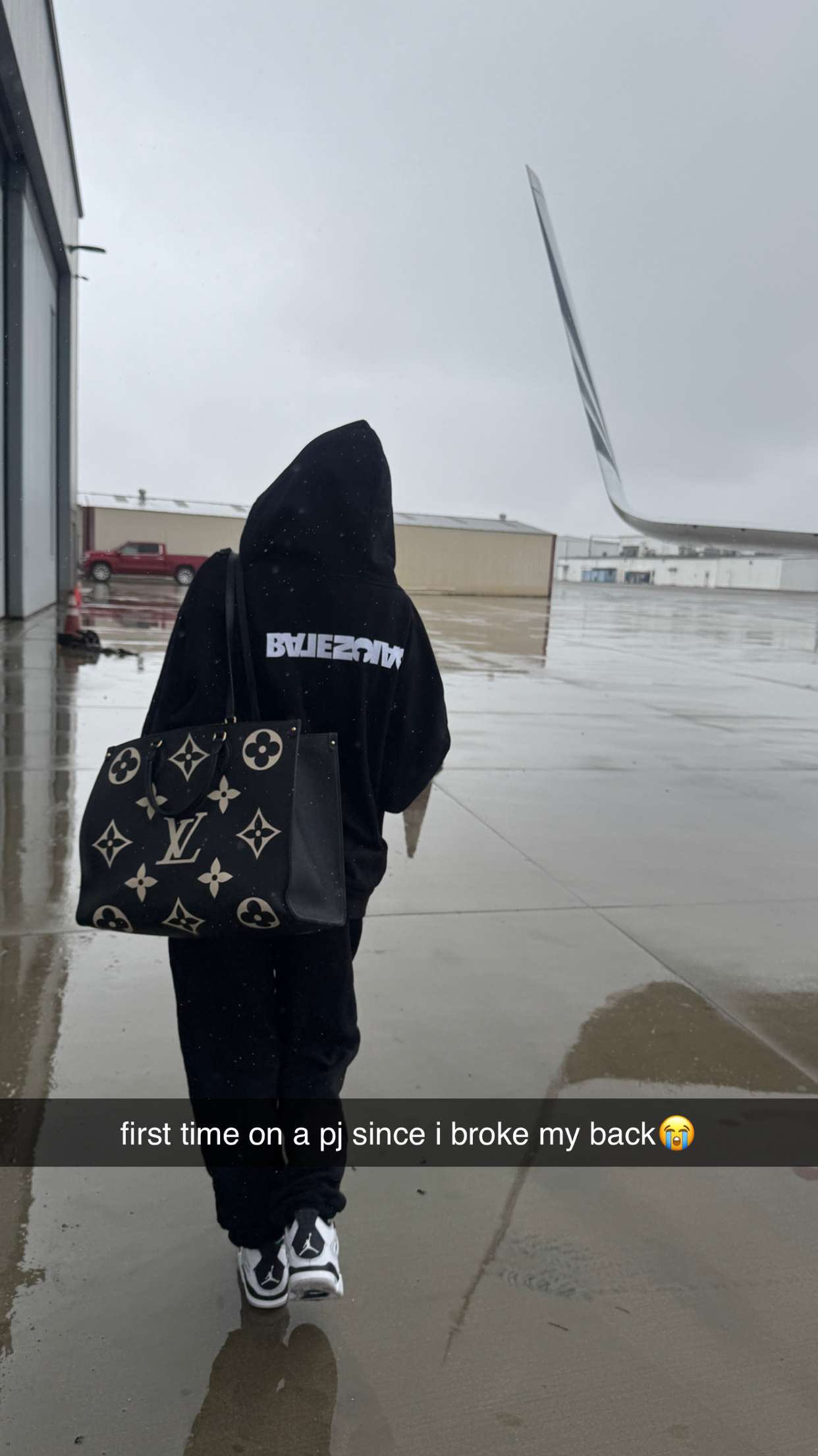 breckiehill snapchat image archive image