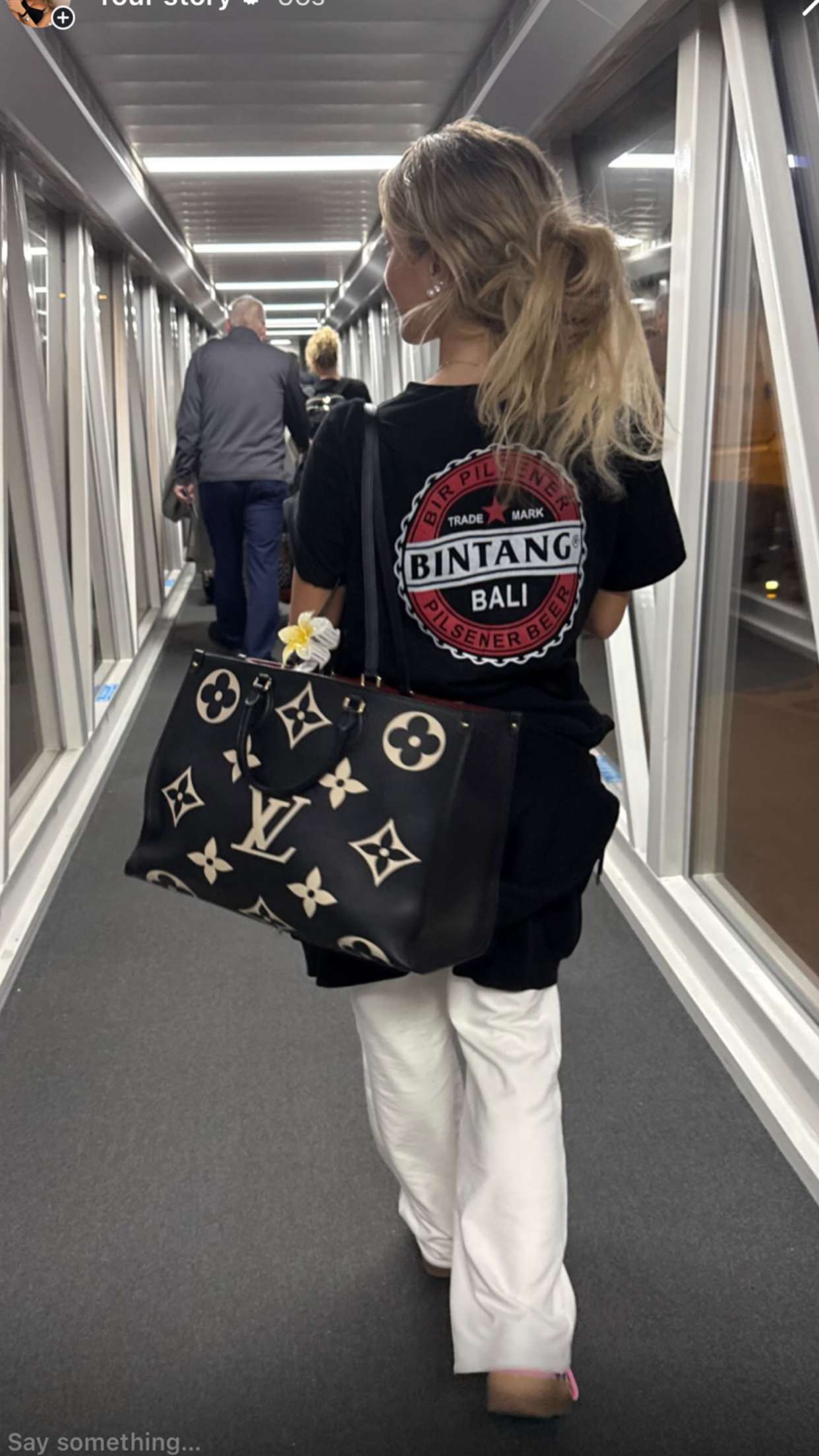 breckiehill snapchat image archive image