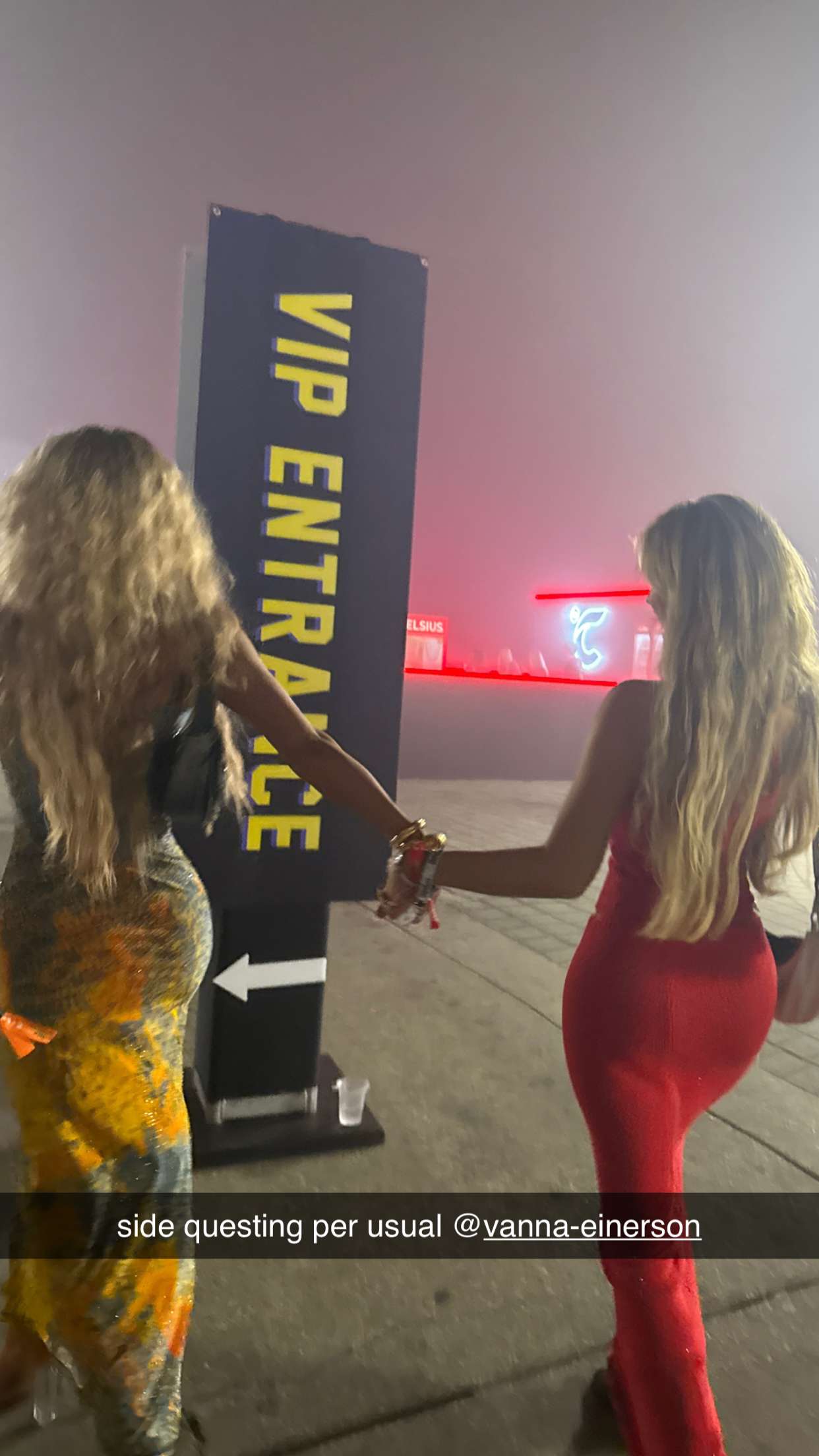 breckiehill snapchat image archive image