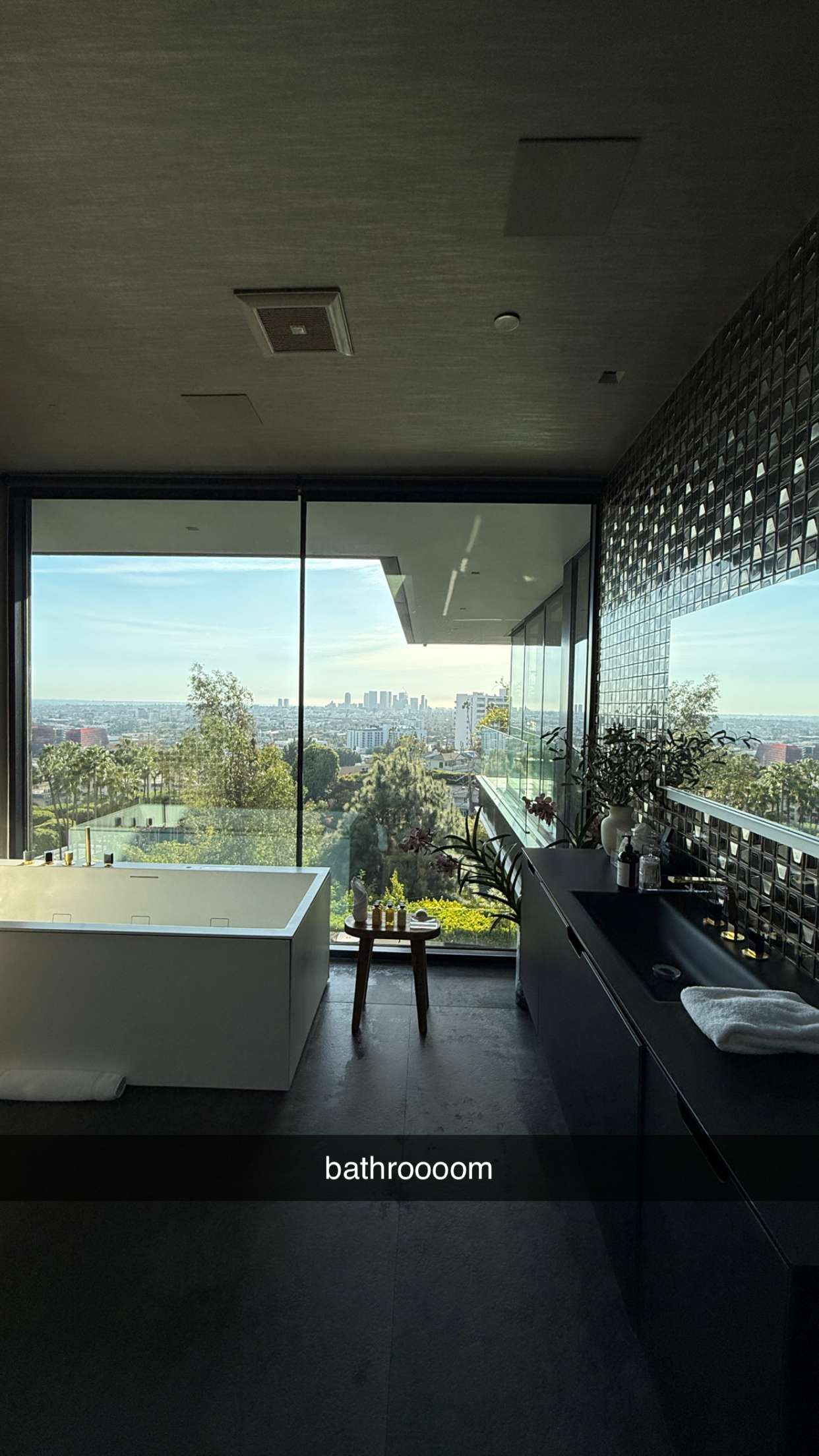 breckiehill snapchat image archive image