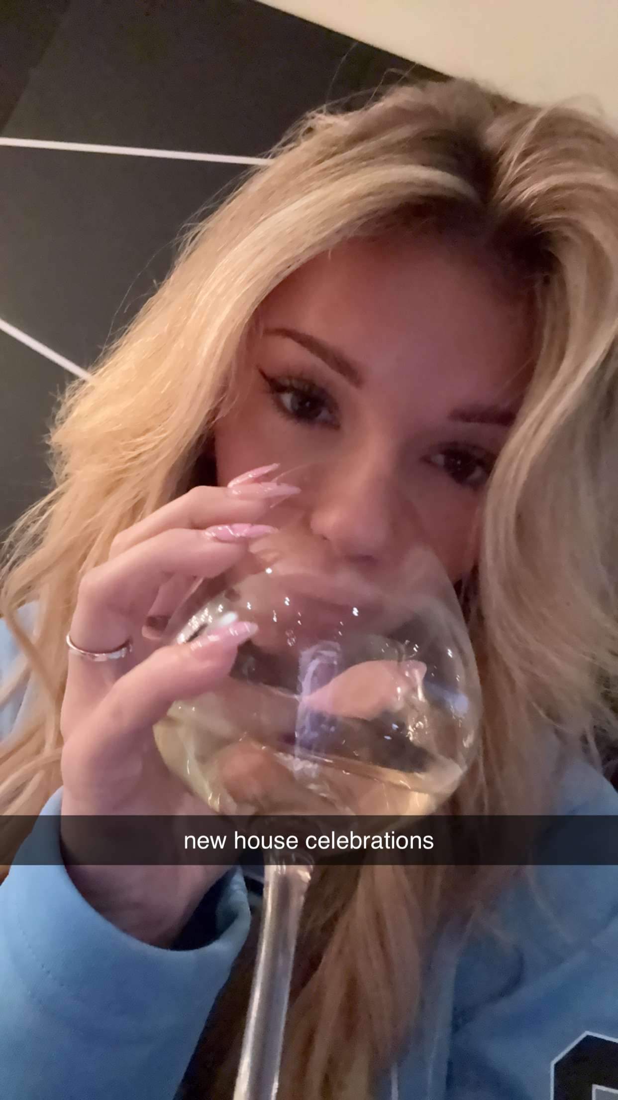 breckiehill snapchat image archive image