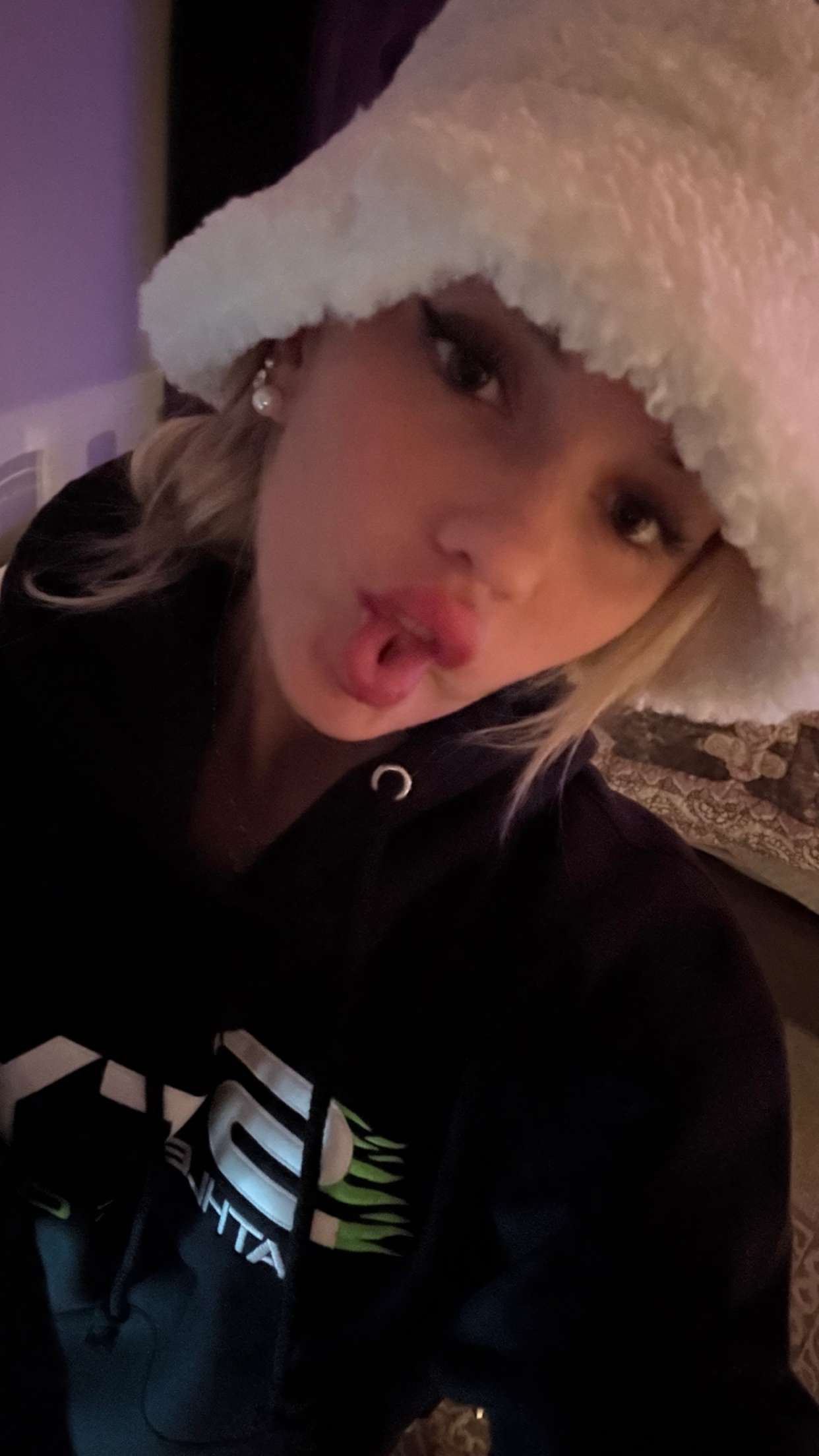 breckiehill snapchat image archive image