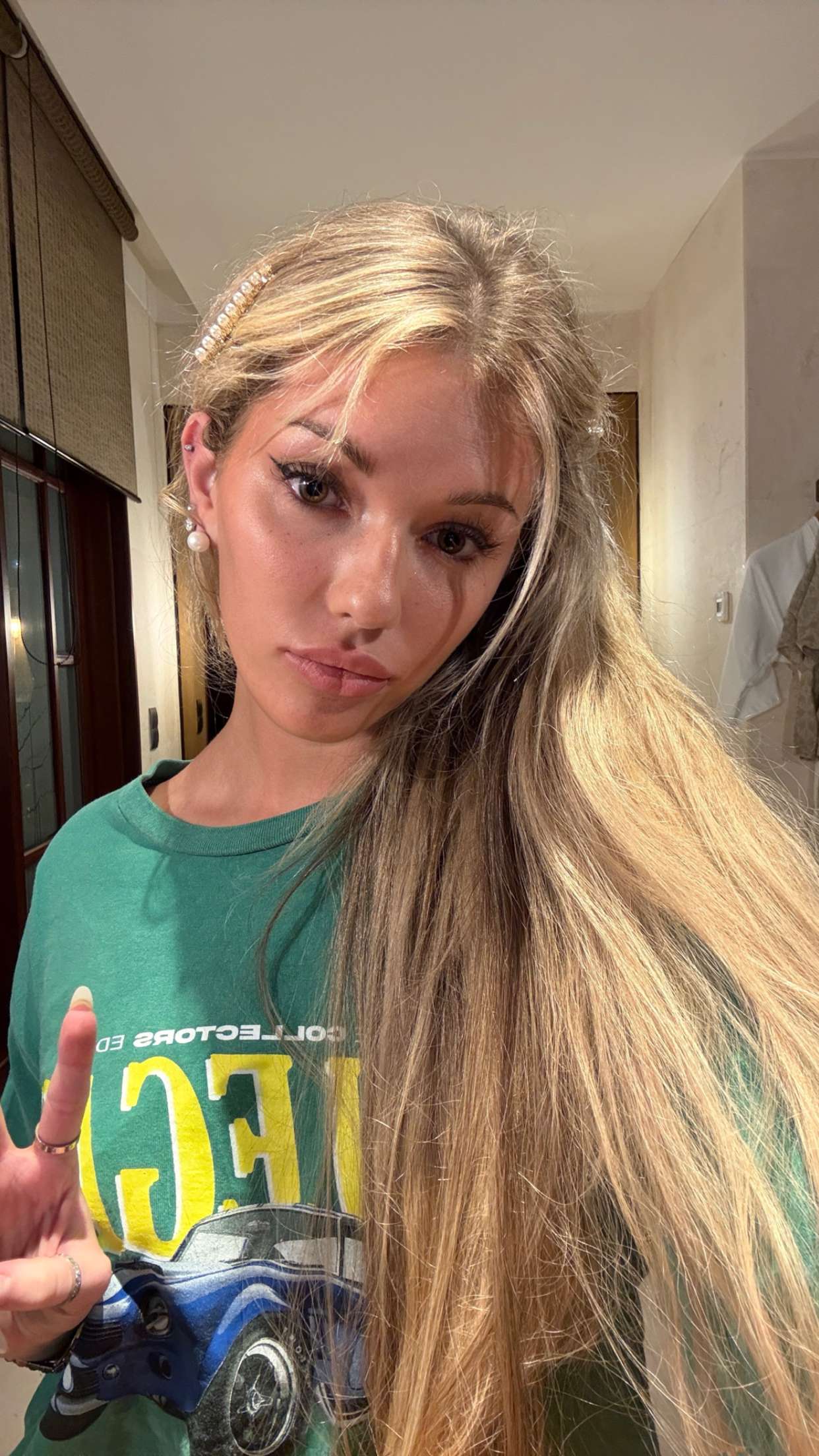 breckiehill snapchat image archive image