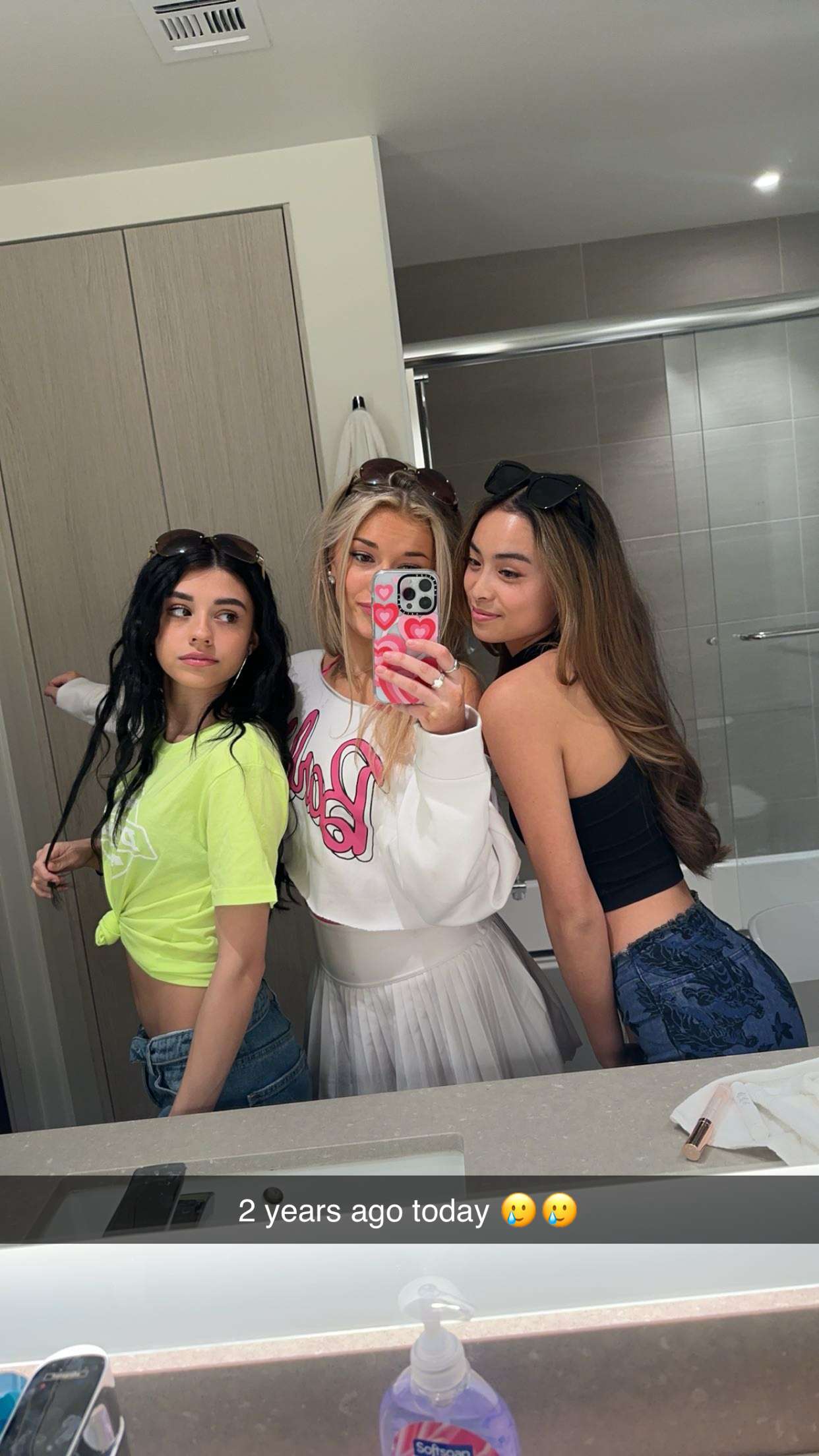 breckiehill snapchat image archive image