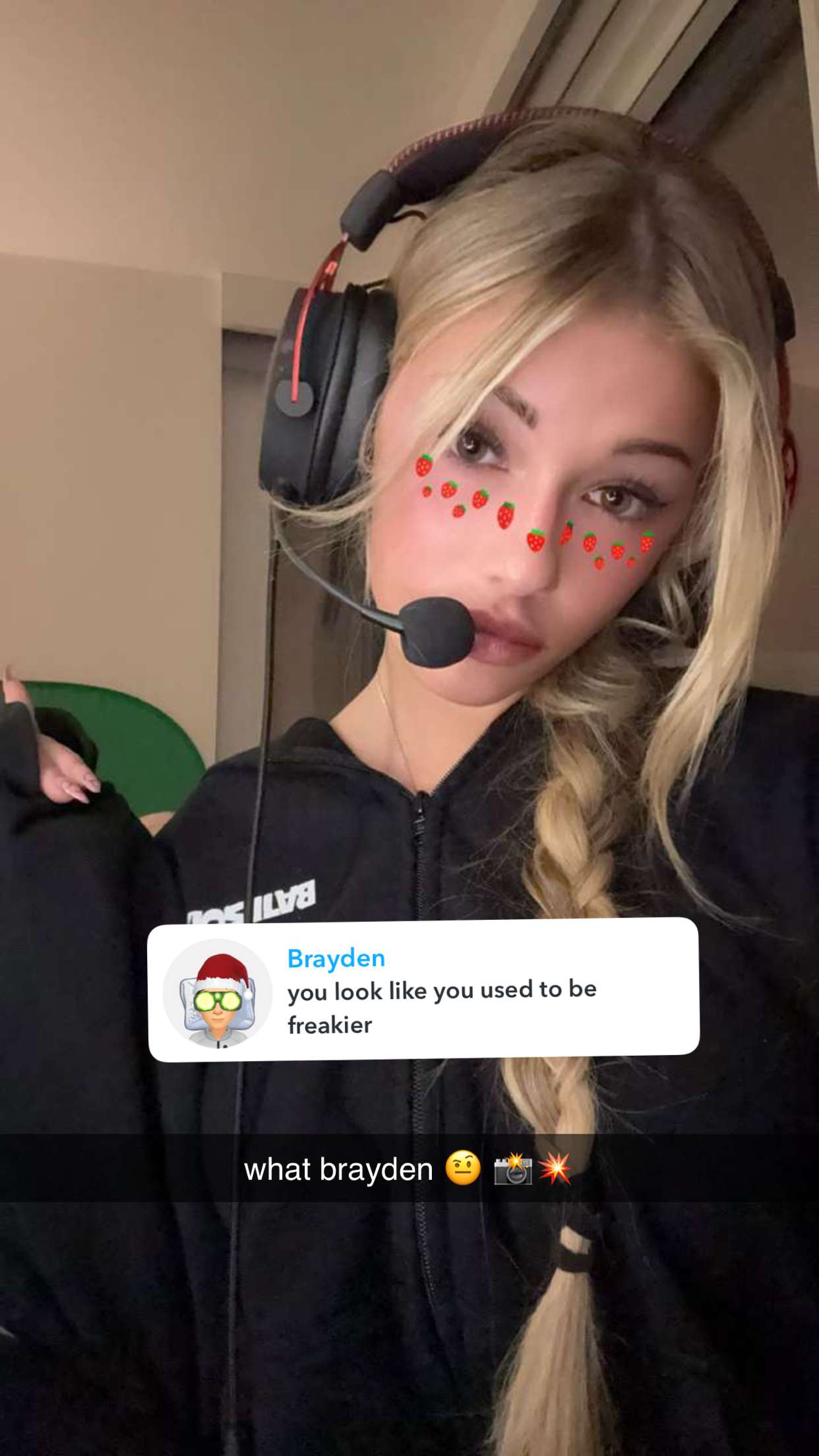 breckiehill snapchat image archive image