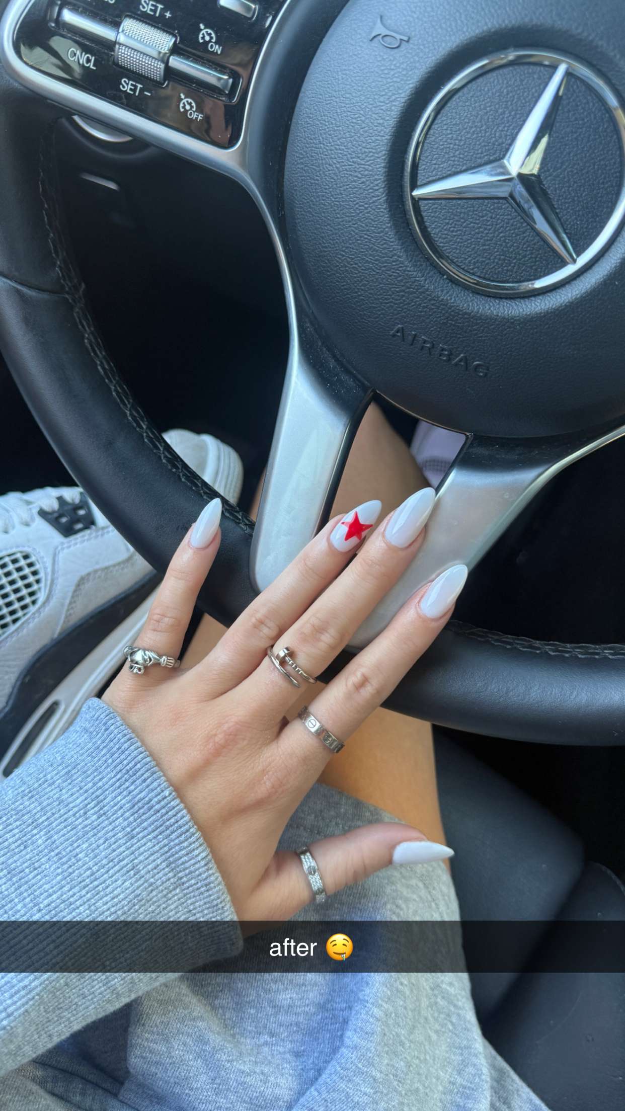 breckiehill snapchat image archive image