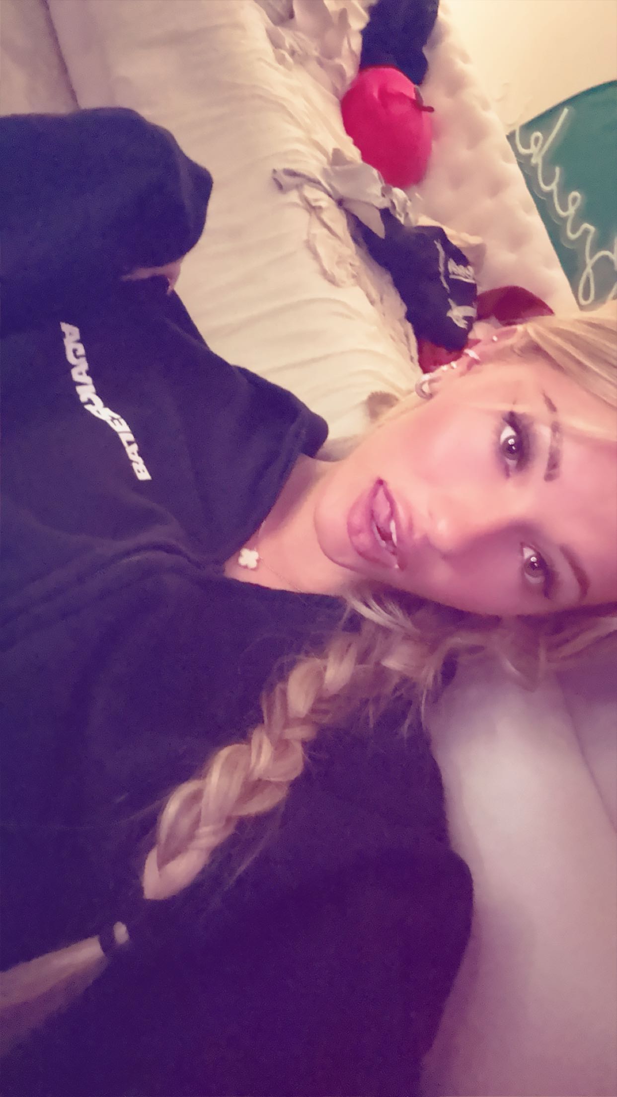 breckiehill snapchat image archive image