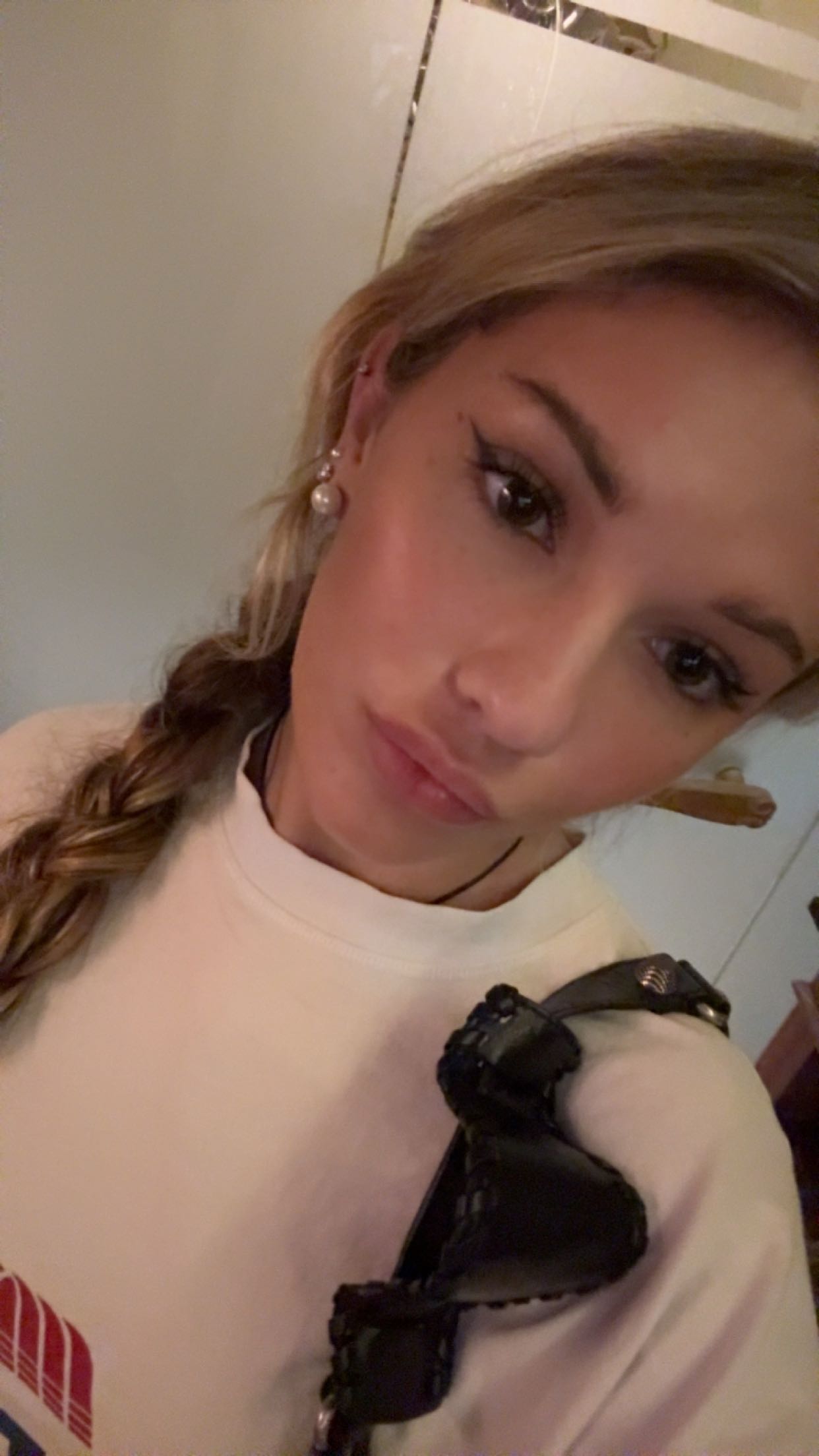 breckiehill snapchat image archive image