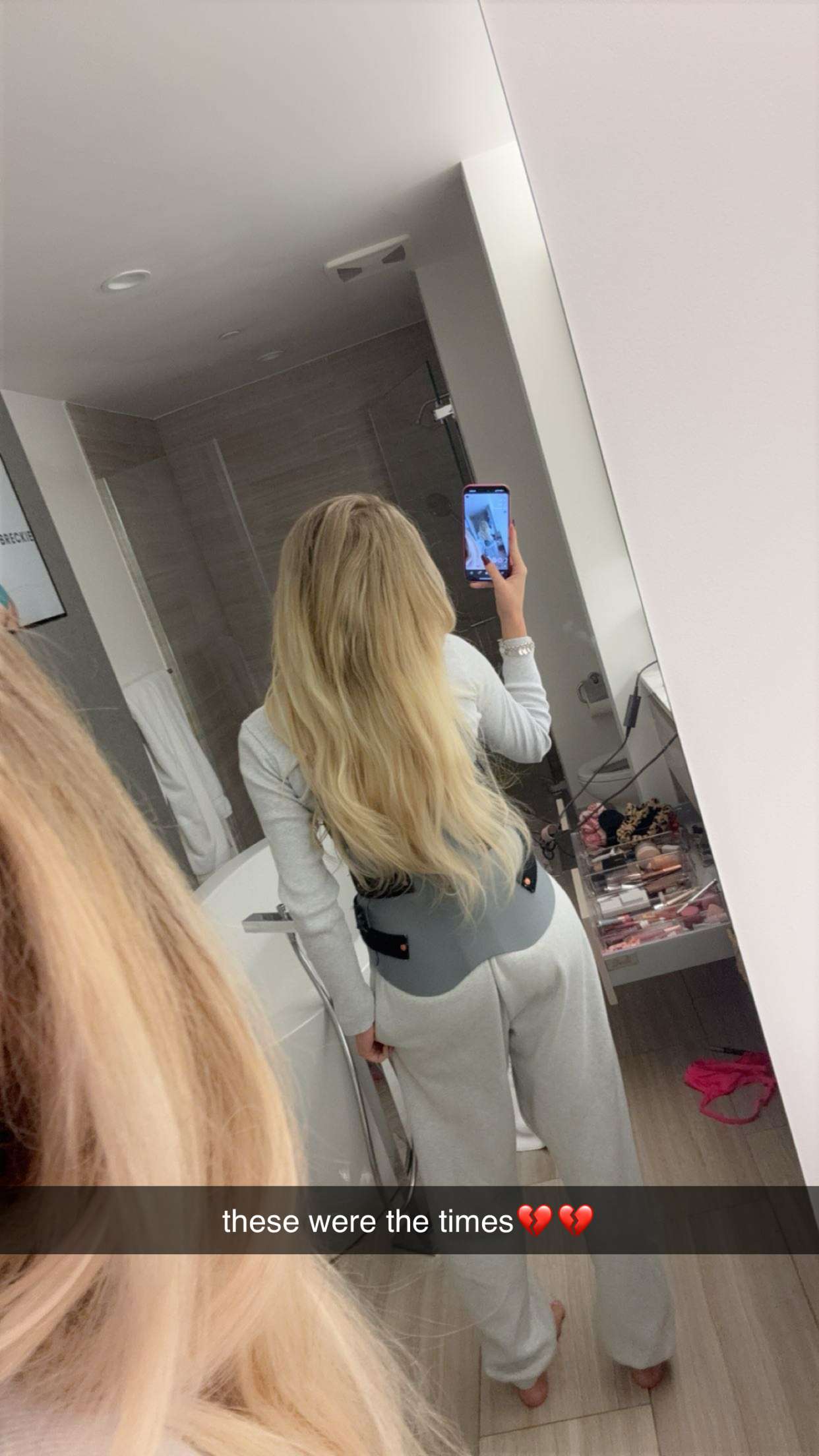 breckiehill snapchat image archive image