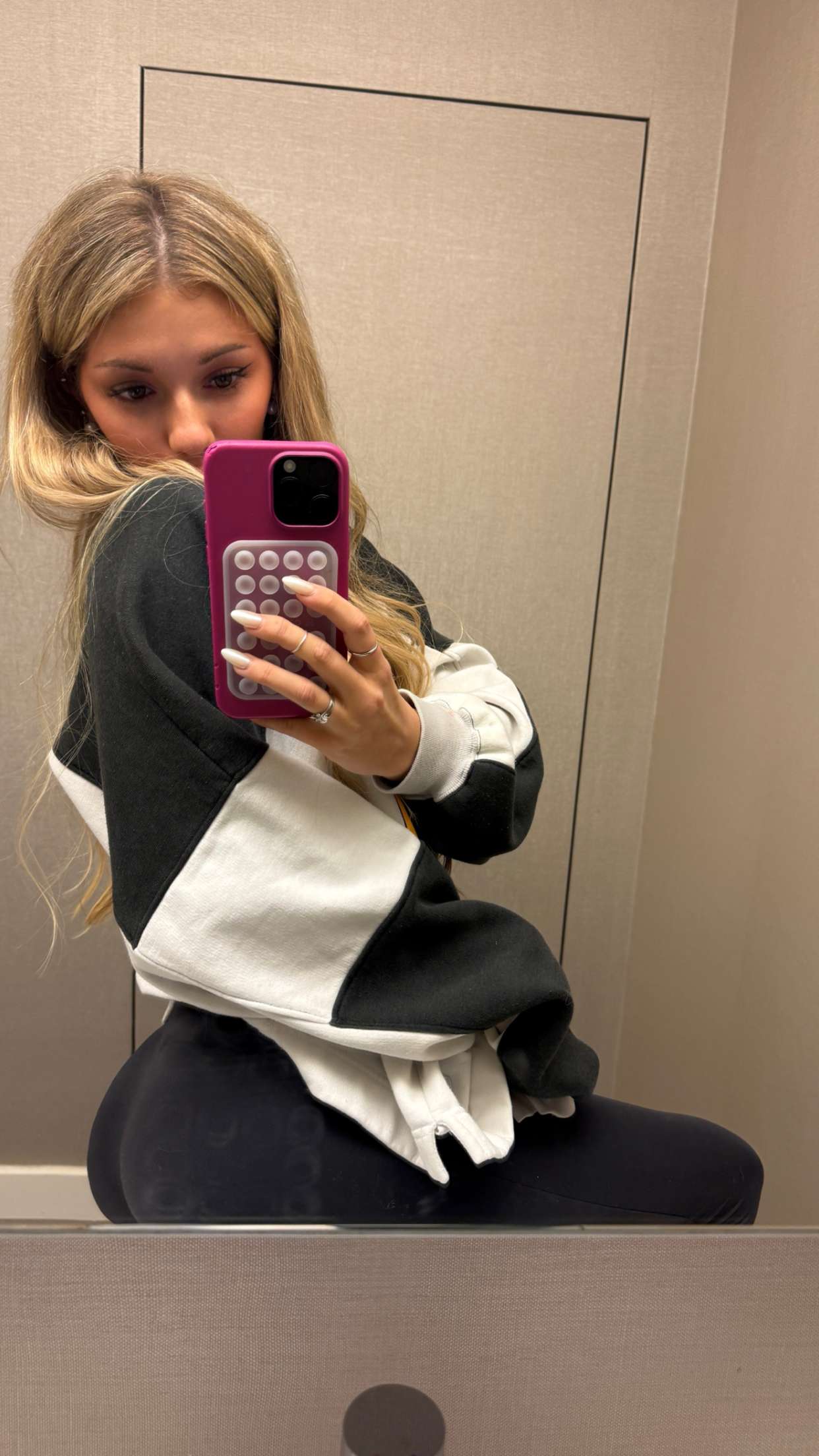 breckiehill snapchat image archive image