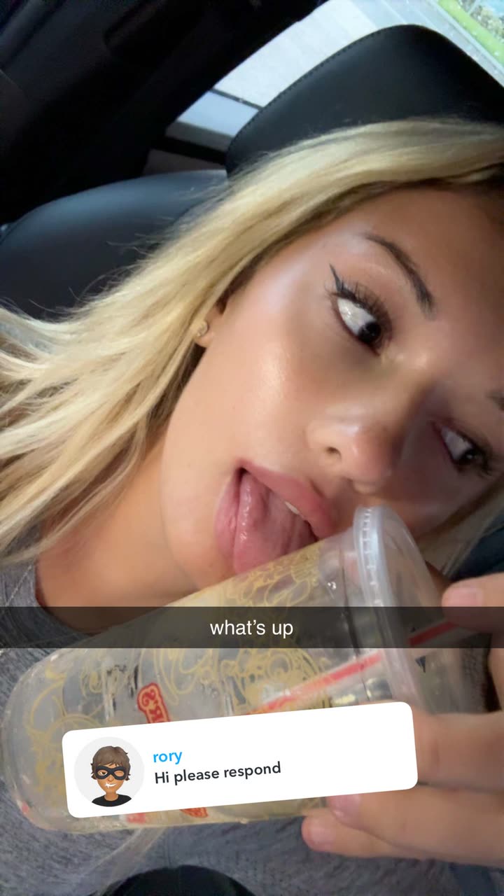 breckiehill snapchat image archive image