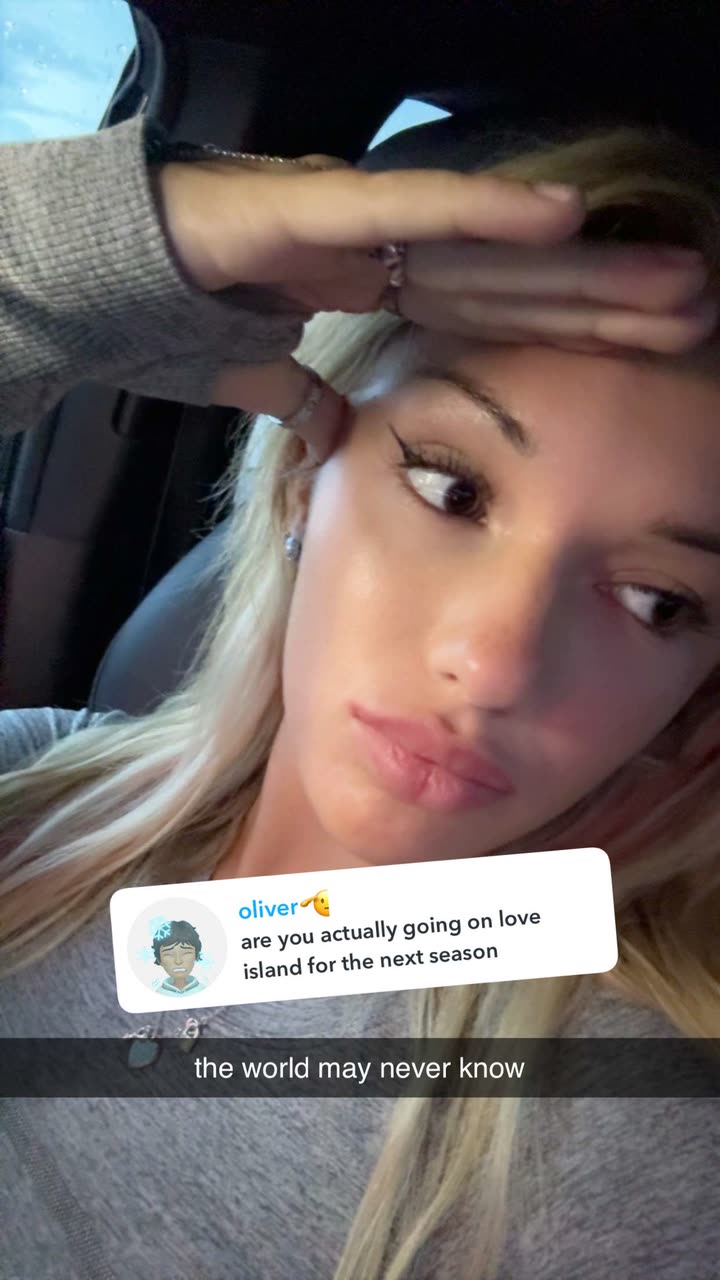 breckiehill snapchat image archive image