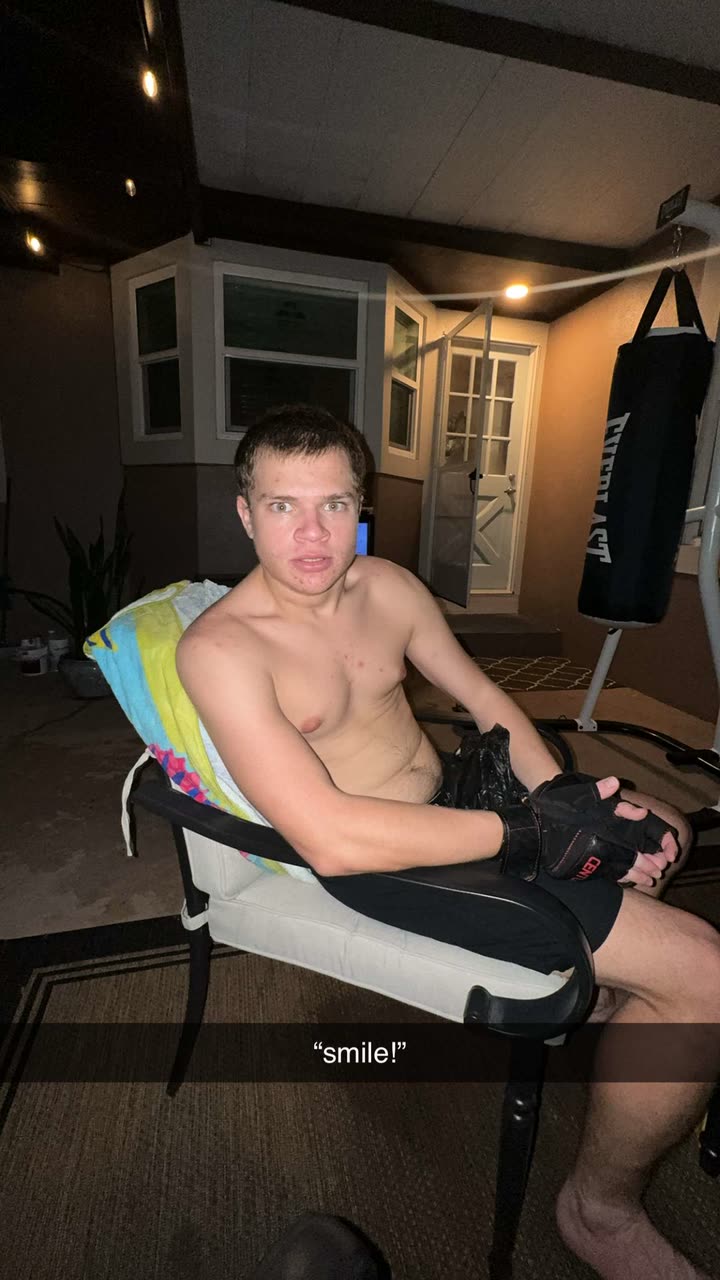 breckiehill snapchat image archive image