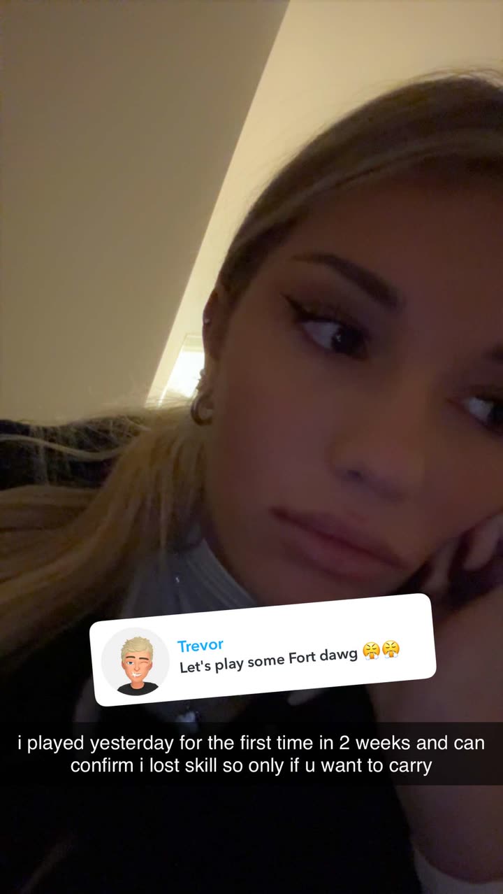 breckiehill snapchat image archive image