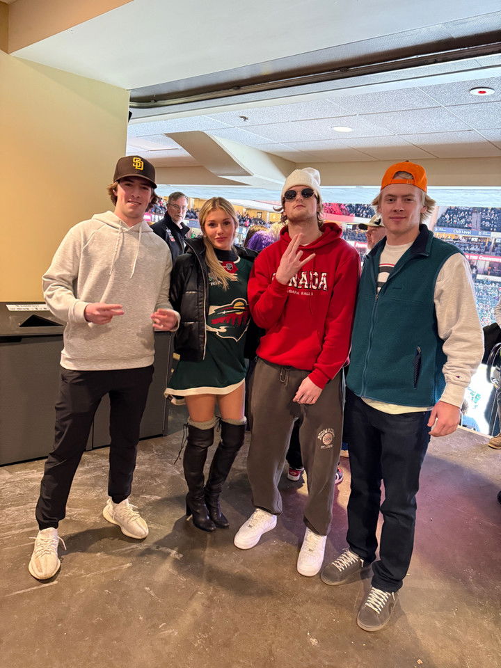 breckiehill snapchat image archive image