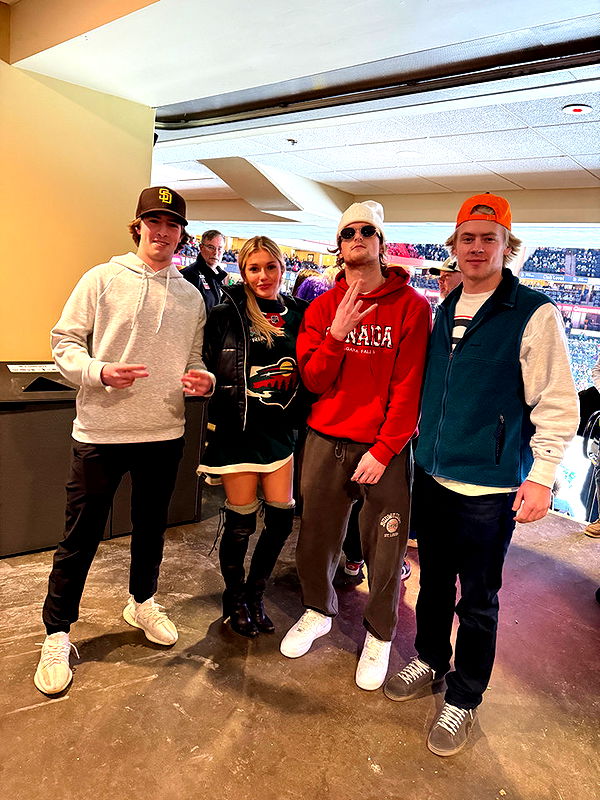 breckiehill image ~ Altpins