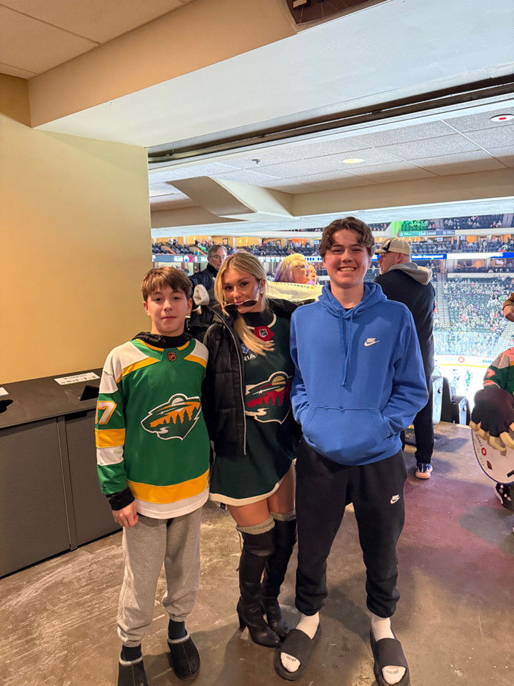 breckiehill snapchat image archive image